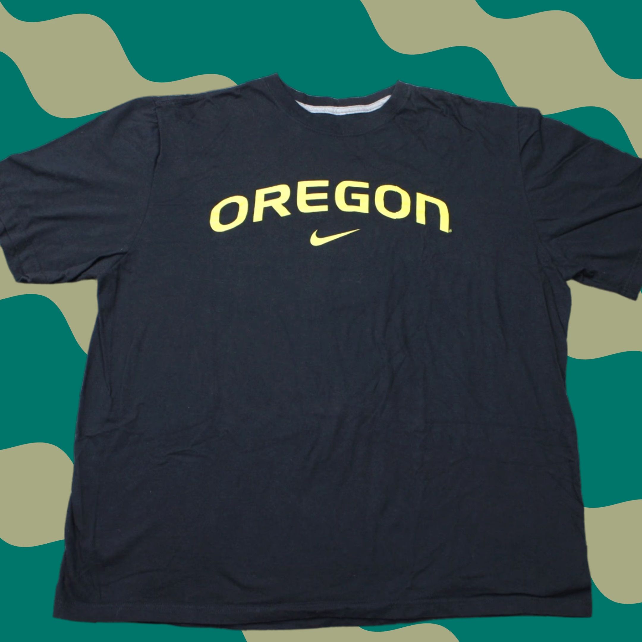 Nike Nike Oregon Ducks Shirt Men 2XL Black Short Sleeve Cotton Regular Fit Graphic Print 90s College Ducks Mens Size US XXL / EU 58 / 5 - 1 Thumbnail