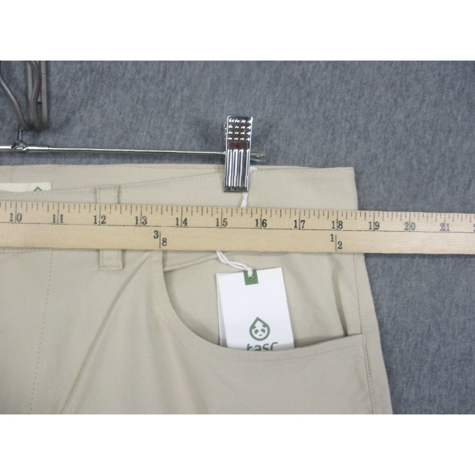 Vintage Tasc Mens Pants 35x32 Beige Motion Pant Khakis Straight Fit Stretch TM690-270 Size US 33 - 5 Thumbnail