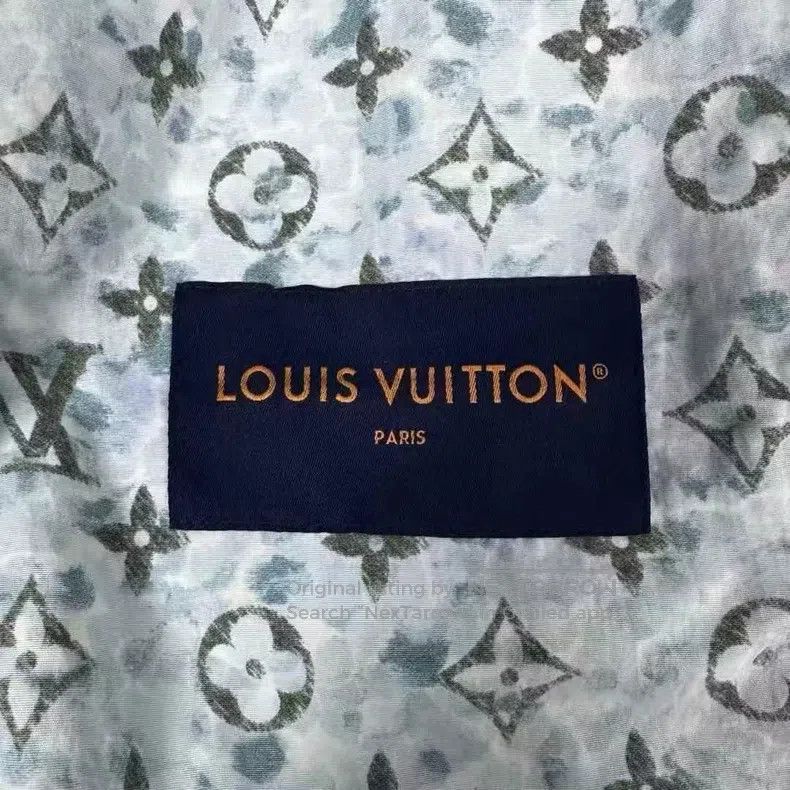 Louis Vuitton Louis Vuitton Fw23 logo full-print hooded long-sleeved jac Size US M / EU 48-50 / 2 - 3 Thumbnail