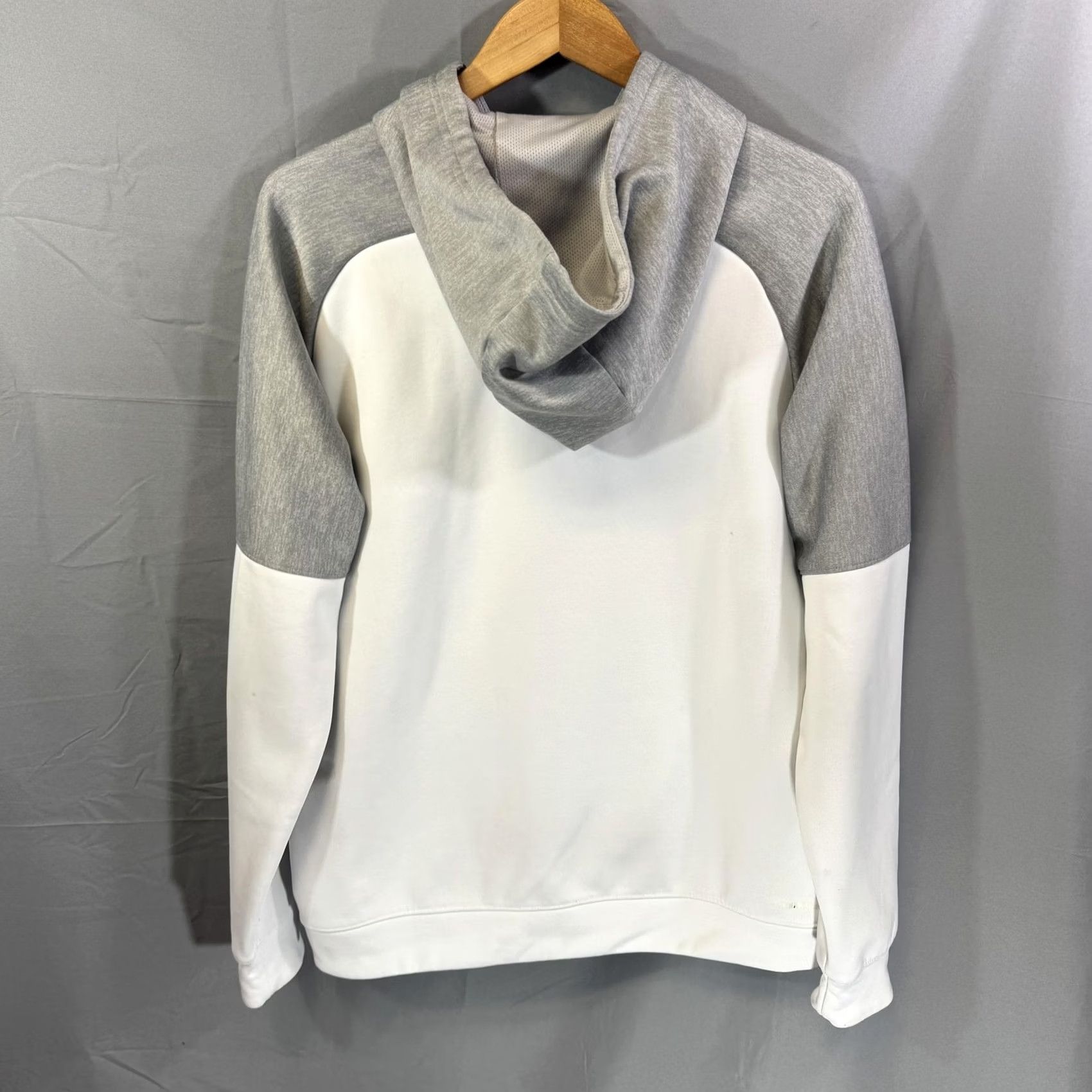 Adidas Adidas Hoodie Mens L White ClimaWarm Pullover Athletic Sweatshirt Logo Hoodie Kangaroo Pocket"} Size US L / EU 52-54 / 3 - 2 Thumbnail