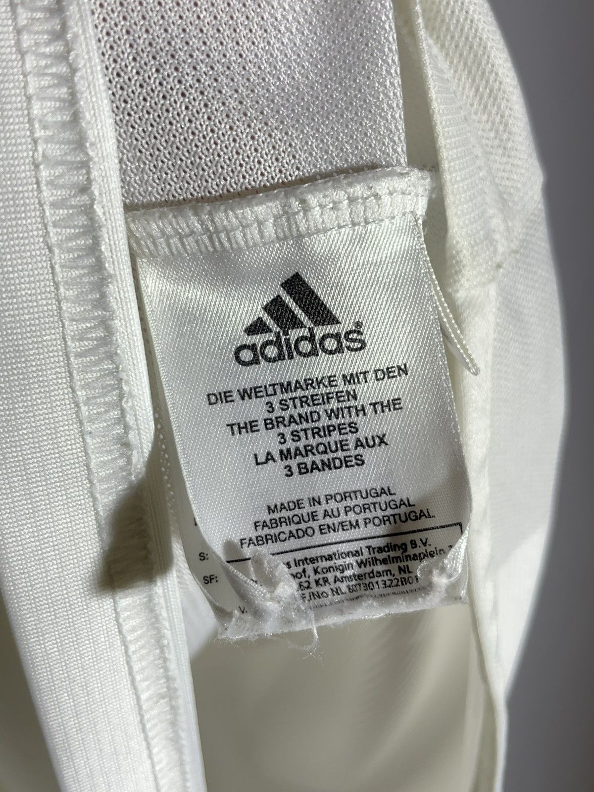 Adidas × Vintage #23 David Beckham Real Madrid Adidas 2003/04 Home Jersey Size US XL / EU 56 / 4 - 16 Thumbnail