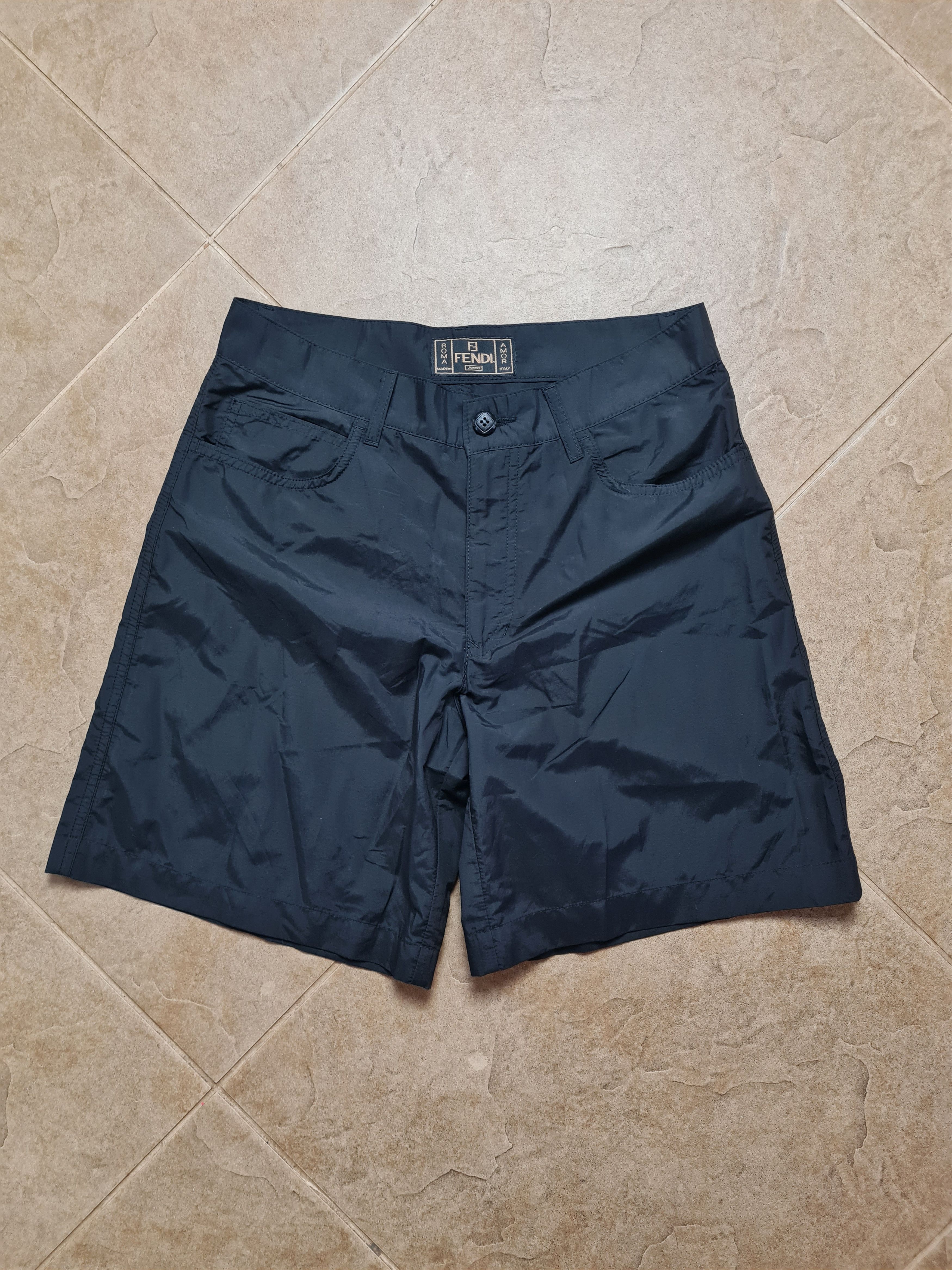 Fendi Women's FENDI Bermuda Shorts Black Italy Tessuto/Fabric Size 30" / US 8 / IT 44 - 1 Thumbnail