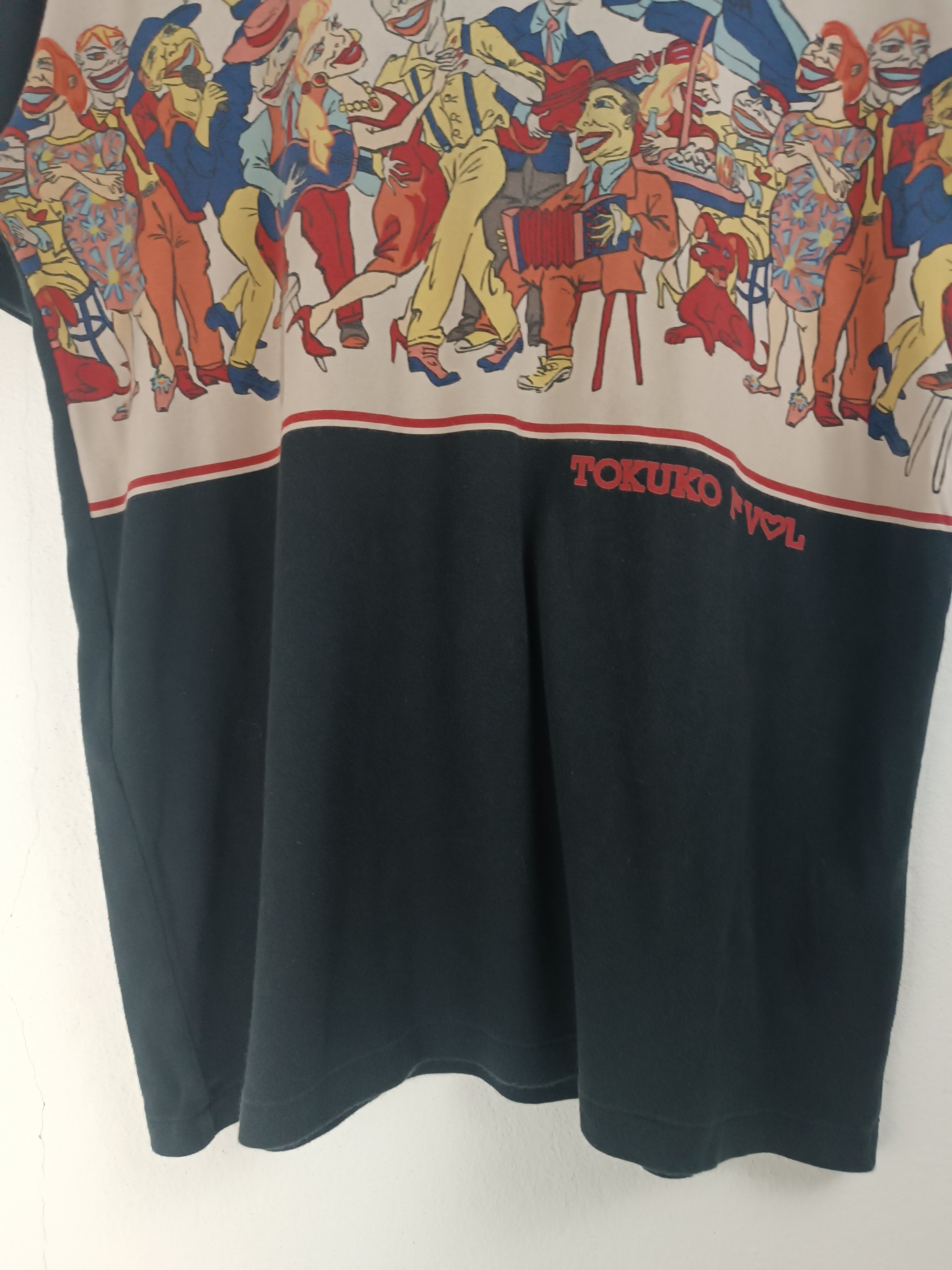 Japanese Brand VINTAGE 90'S TOKUKO IER VOL ART AOP RARE TEE PICASSO FRIDA Size US XL / EU 56 / 4 - 7 Thumbnail
