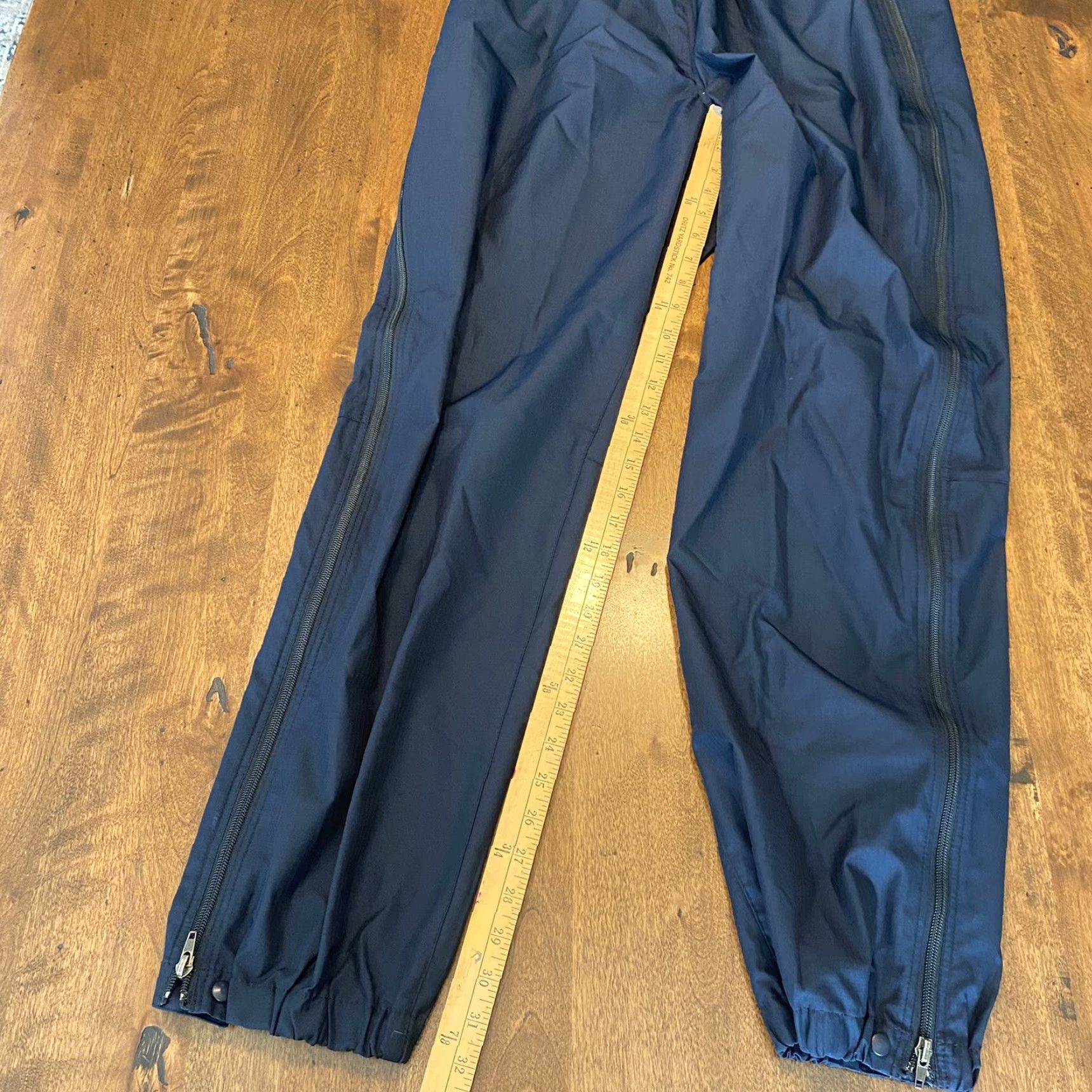 Patagonia Patagonia Pants Windbreaker Men XL 32x32 Navy Blue Drawstring Stretch Waist Size US 32 / EU 48 - 6 Thumbnail