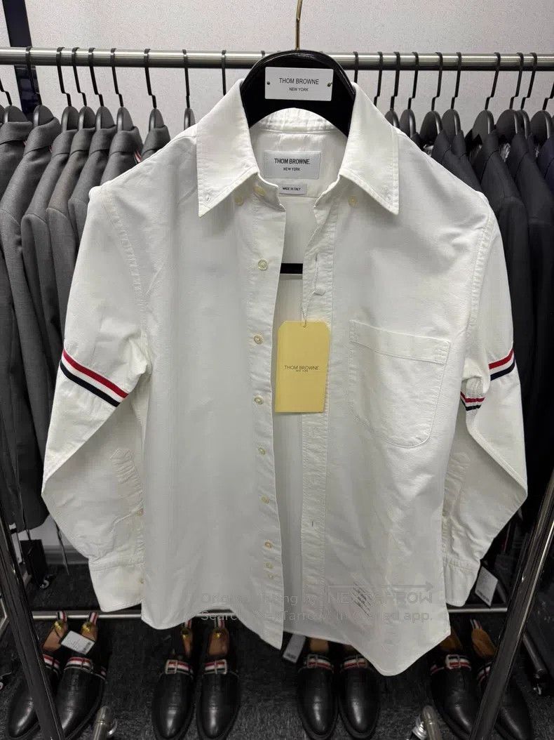 Thom Browne Thom Browne Classic Double Sleeve Badge Shirt Size US XS / EU 42 / 0 - 1 Thumbnail