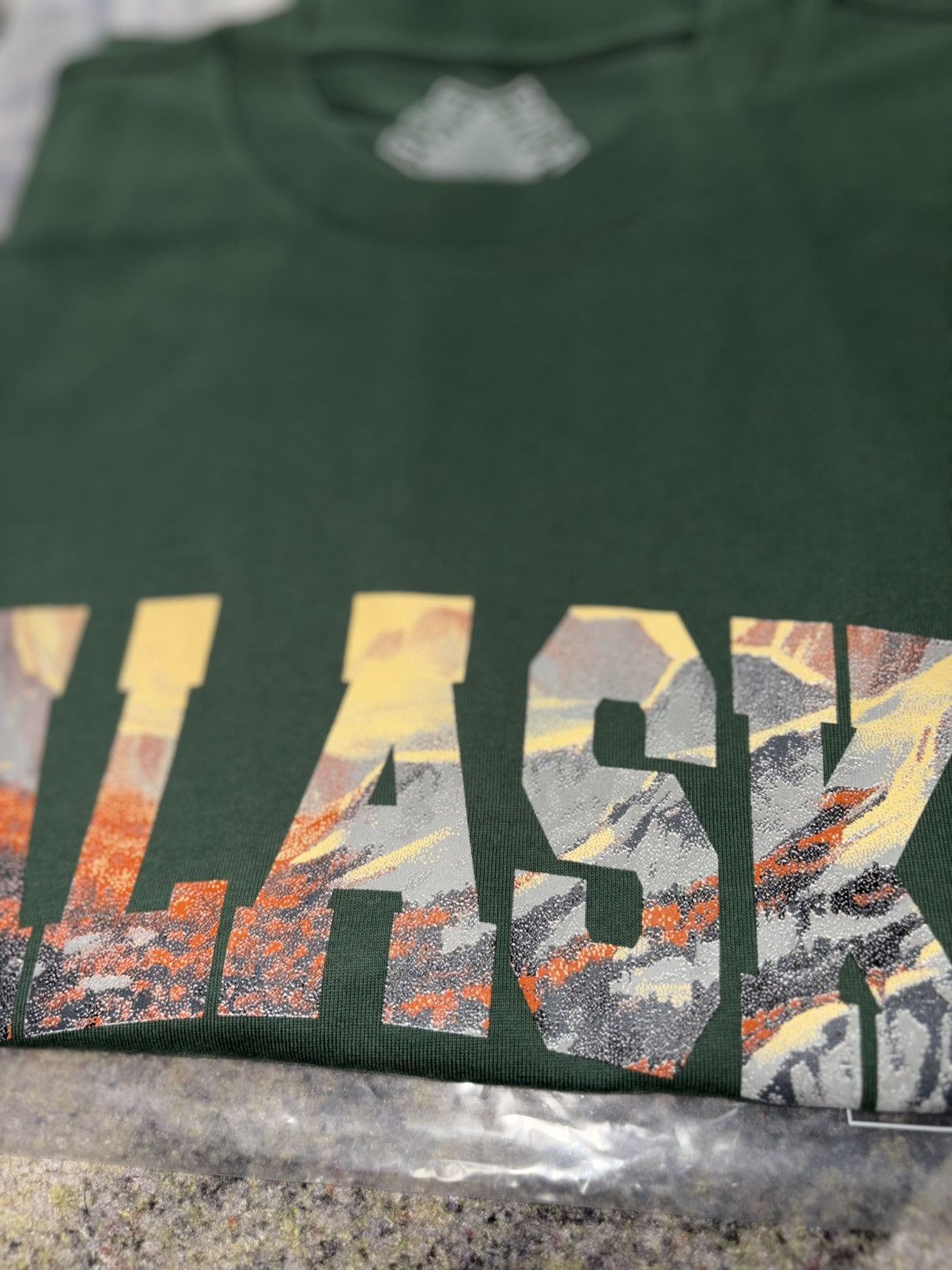 Palace Palace Palaska T-Shirt Dark Green Size US M / EU 48-50 / 2 - 2 Thumbnail