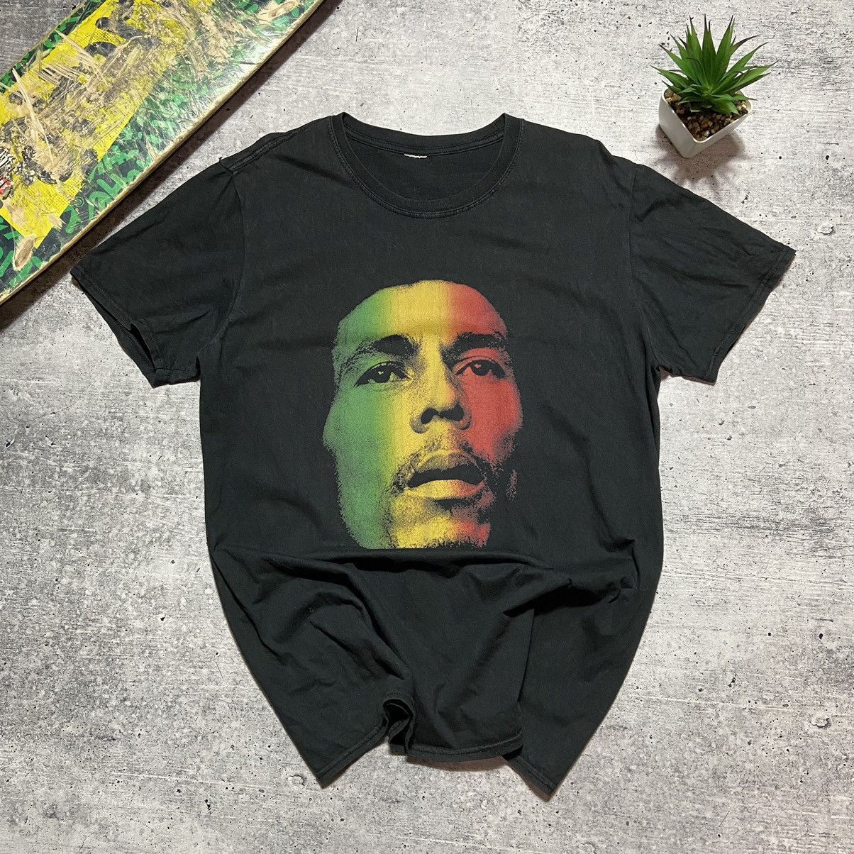 Bob Marley × Vintage 📌 Vintage Bob Marley Y2K Cannabis T-Shirt Size US L / EU 52-54 / 3 - 1 Thumbnail