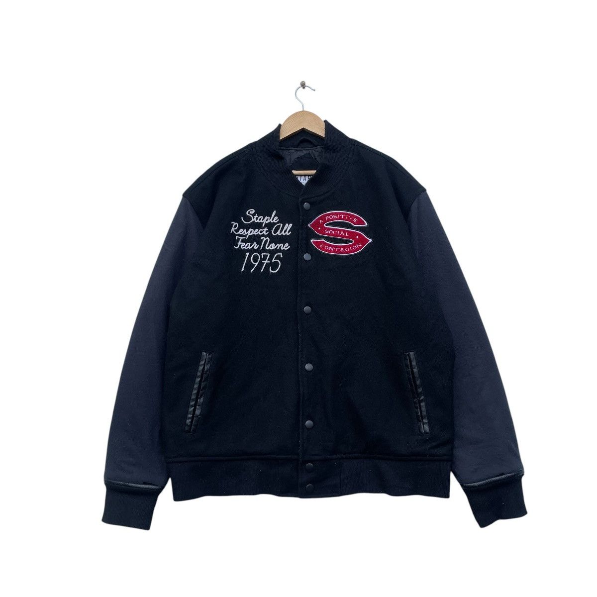 Staple 💥 Staple World Renowned Pigeon Brand Bomber Varsity Jacket Size US XL / EU 56 / 4 - 1 Thumbnail