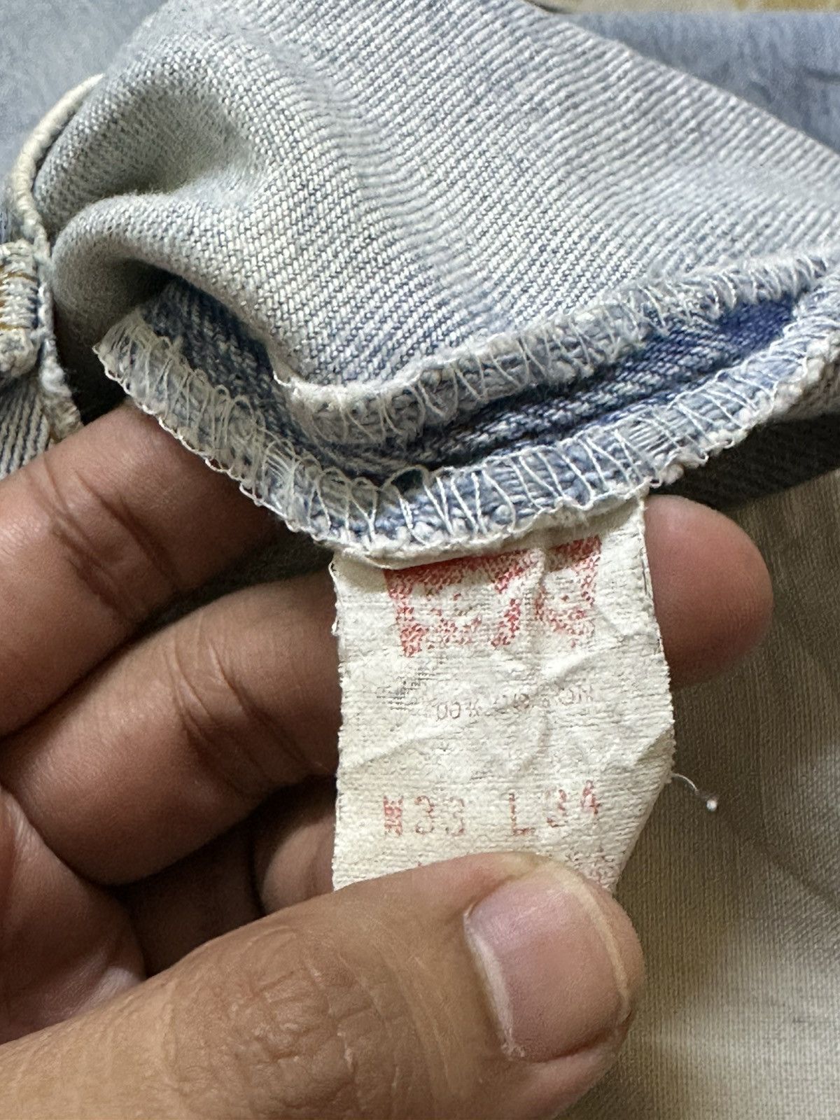 Levi's Vintage Clothing Vintage Levi’s 501 Faded Mudwash Ripped Distressed Denim Size US 31 - 7 Thumbnail