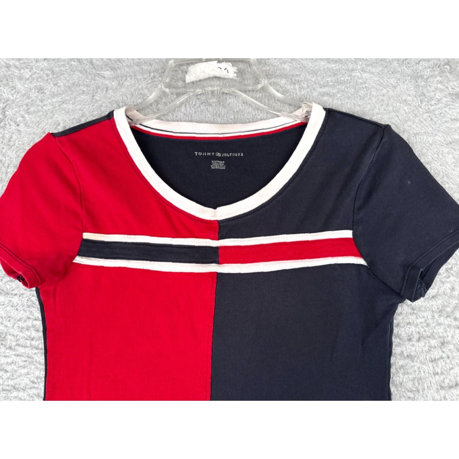 Tommy Hilfiger VINTAGE Tommy Hilfiger Shirt Women XS Red Round Neck Short Sleeve Cotton Size XS / US 0-2 / IT 36-38 - 4 Thumbnail