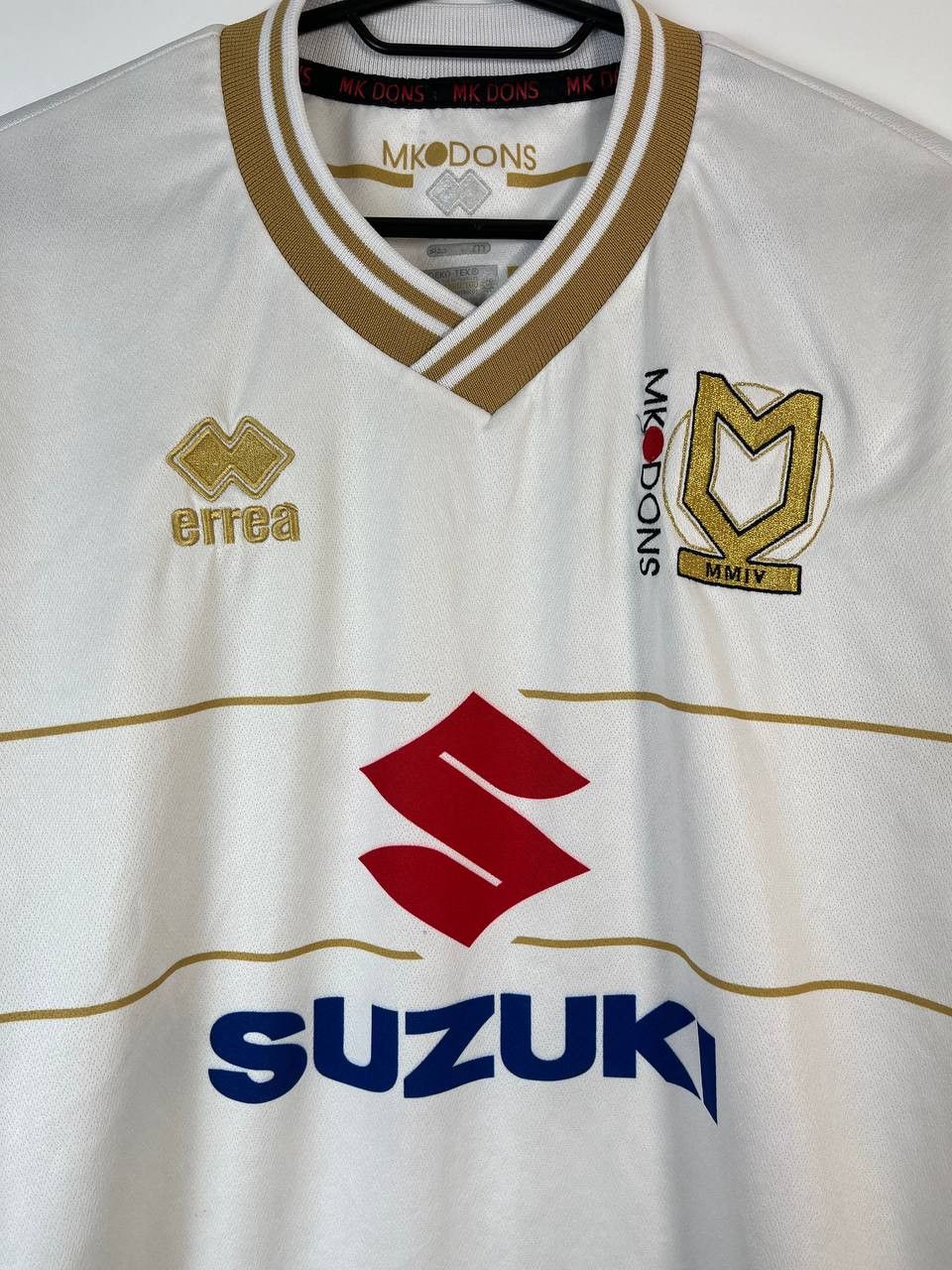 Errea ERREA 2016-17 MK Dons Home Football Shirt SUZUKI Jersey Sz M Size US M / EU 48-50 / 2 - 2 Thumbnail