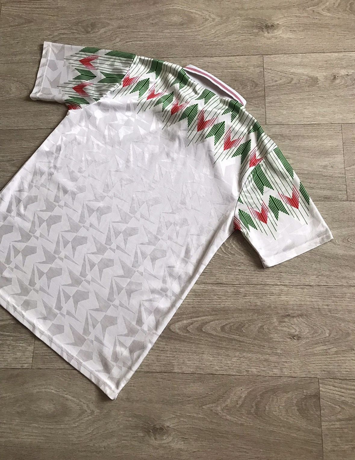 Umbro 🔷Vintage Umbro Wales 1990/93 Soccer jersey🔷 Size US L / EU 52-54 / 3 - 7 Thumbnail