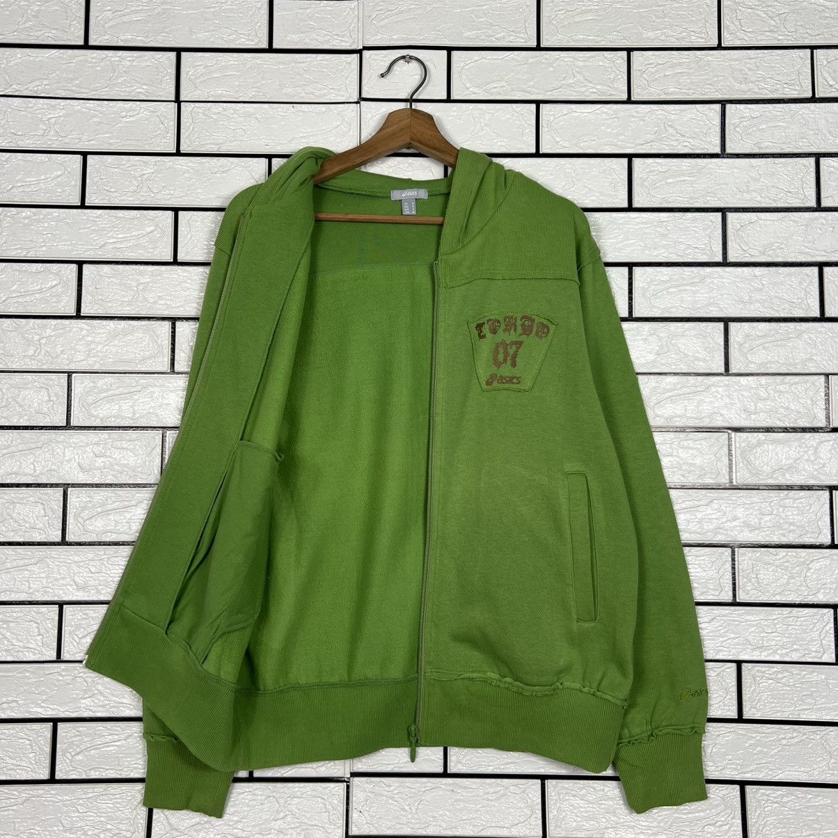 Asics ASICS TOKYO 07 Green Zipper Hoodie Sweatshirt #4232-C193 Size US S / EU 44-46 / 1 - 9 Thumbnail