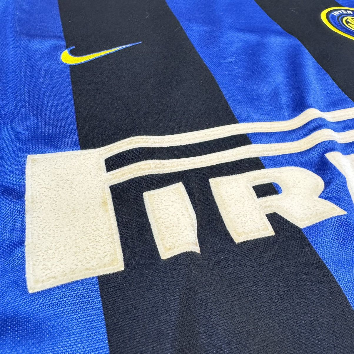 Nike Inter Milan 99/00 home shirt #9 Ronaldo Size US M / EU 48-50 / 2 - 4 Thumbnail