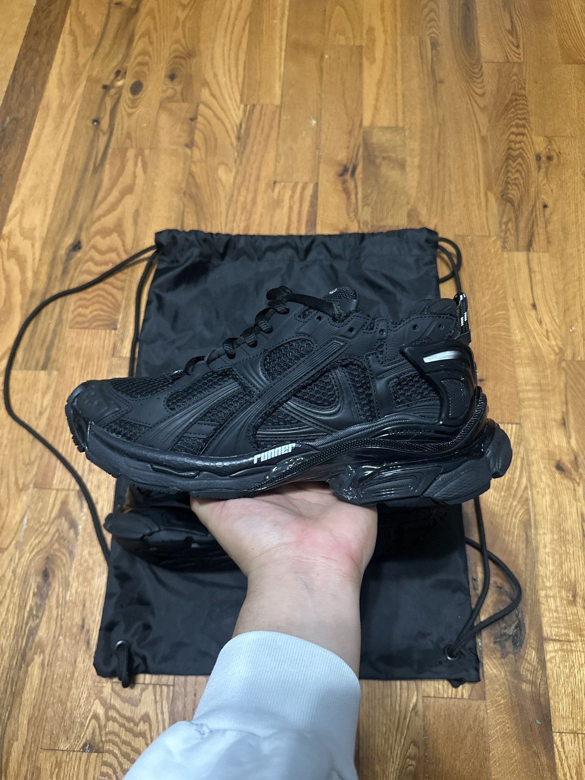 Balenciaga Balenciaga Runner Matte Black Size US 9 / EU 42 - 7 Thumbnail