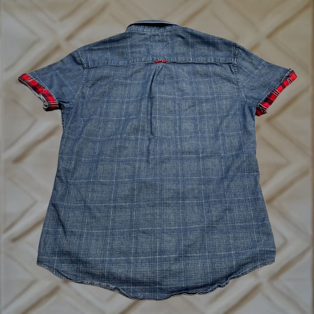 Vintage 7 Diamonds Button-Up Shirt Mens Medium Chambray Plaid Blue Red Casual Short Sleeve Casual Shirt Mens Regular Fit Size US M / EU 48-50 / 2 - 1 Thumbnail