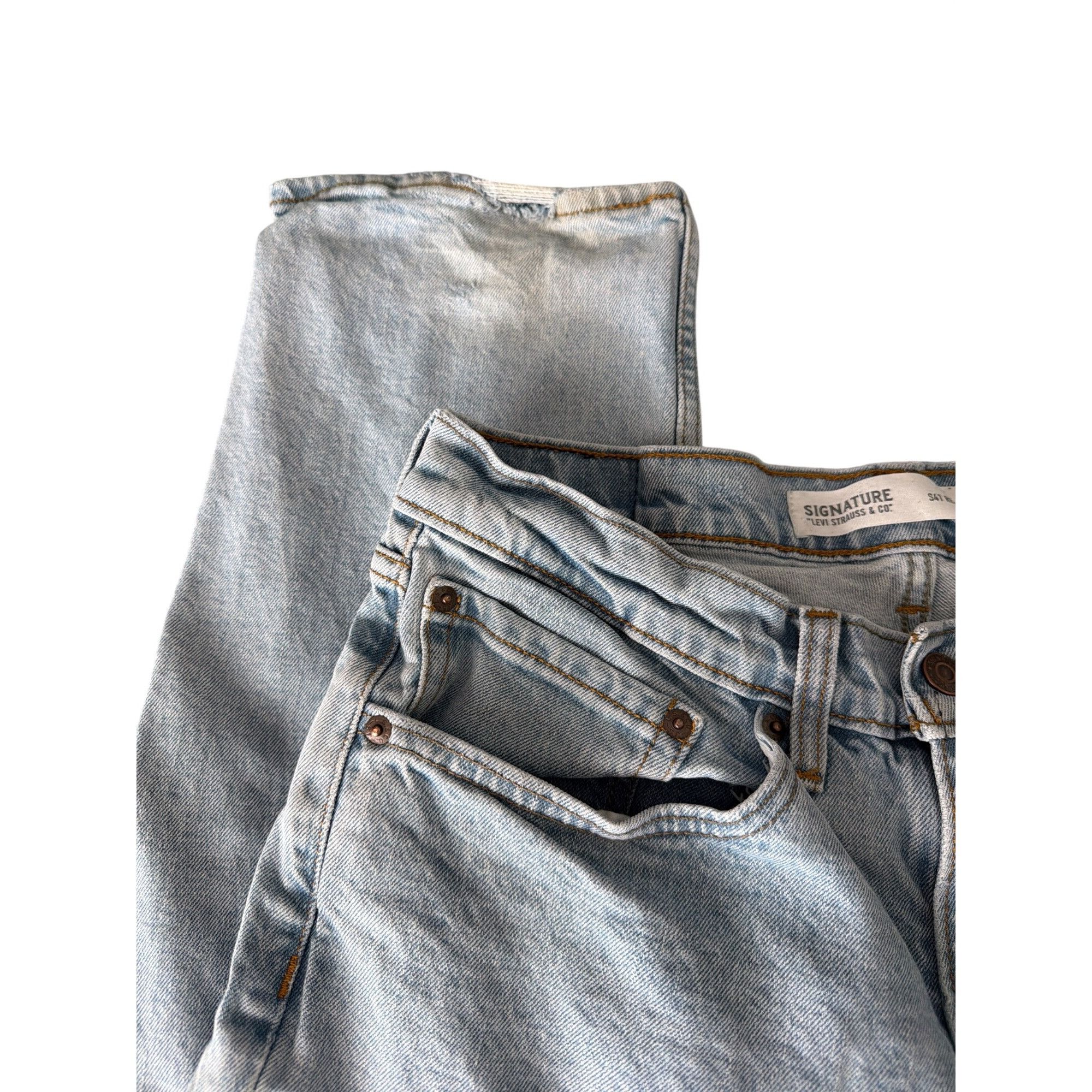 Levi's Signature Levi Strauss S41Light Wash Denim Jeans Straight Le Size US 34 / EU 50 - 2 Thumbnail