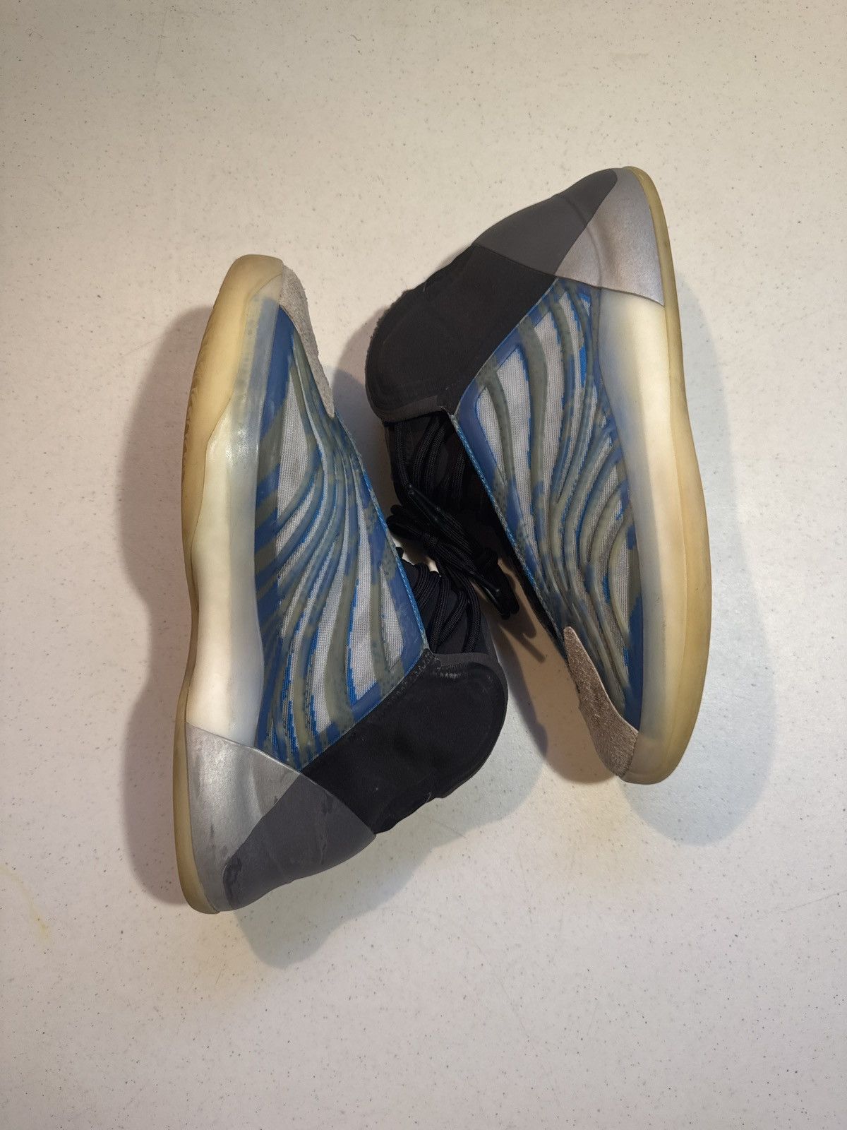 Adidas × Kanye West YZY QNTM Size US 12 / EU 45 - 3 Thumbnail