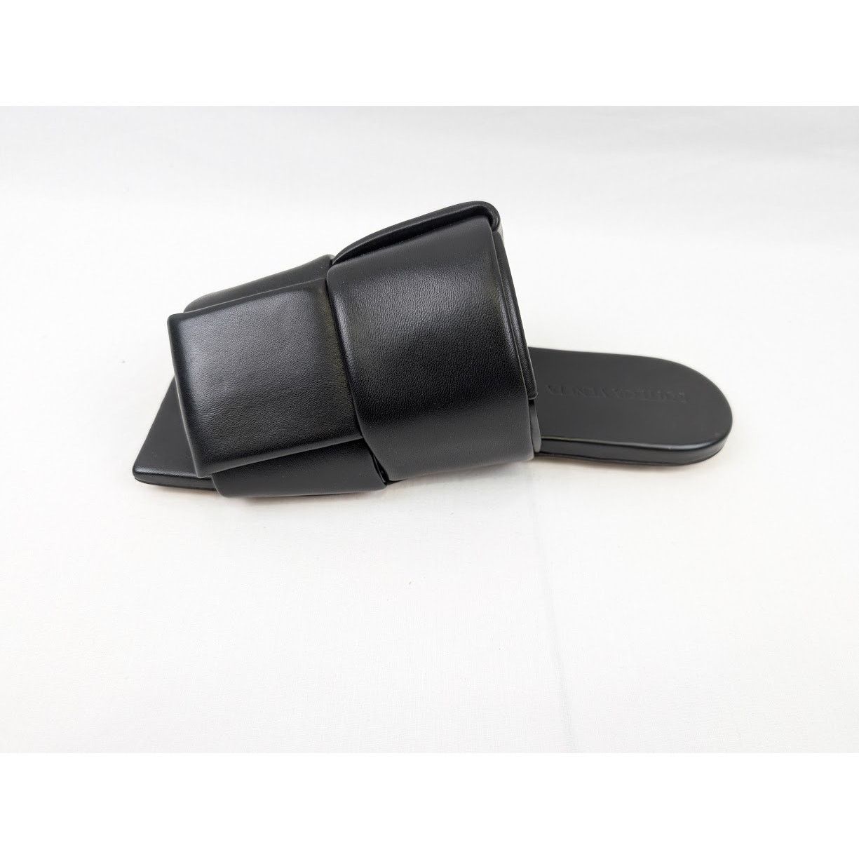 Bottega Veneta o1rshd1 Q:2 / Nappa Lagoon Leather Sandals in Black Size US 9 / EU 42 - 9 Thumbnail