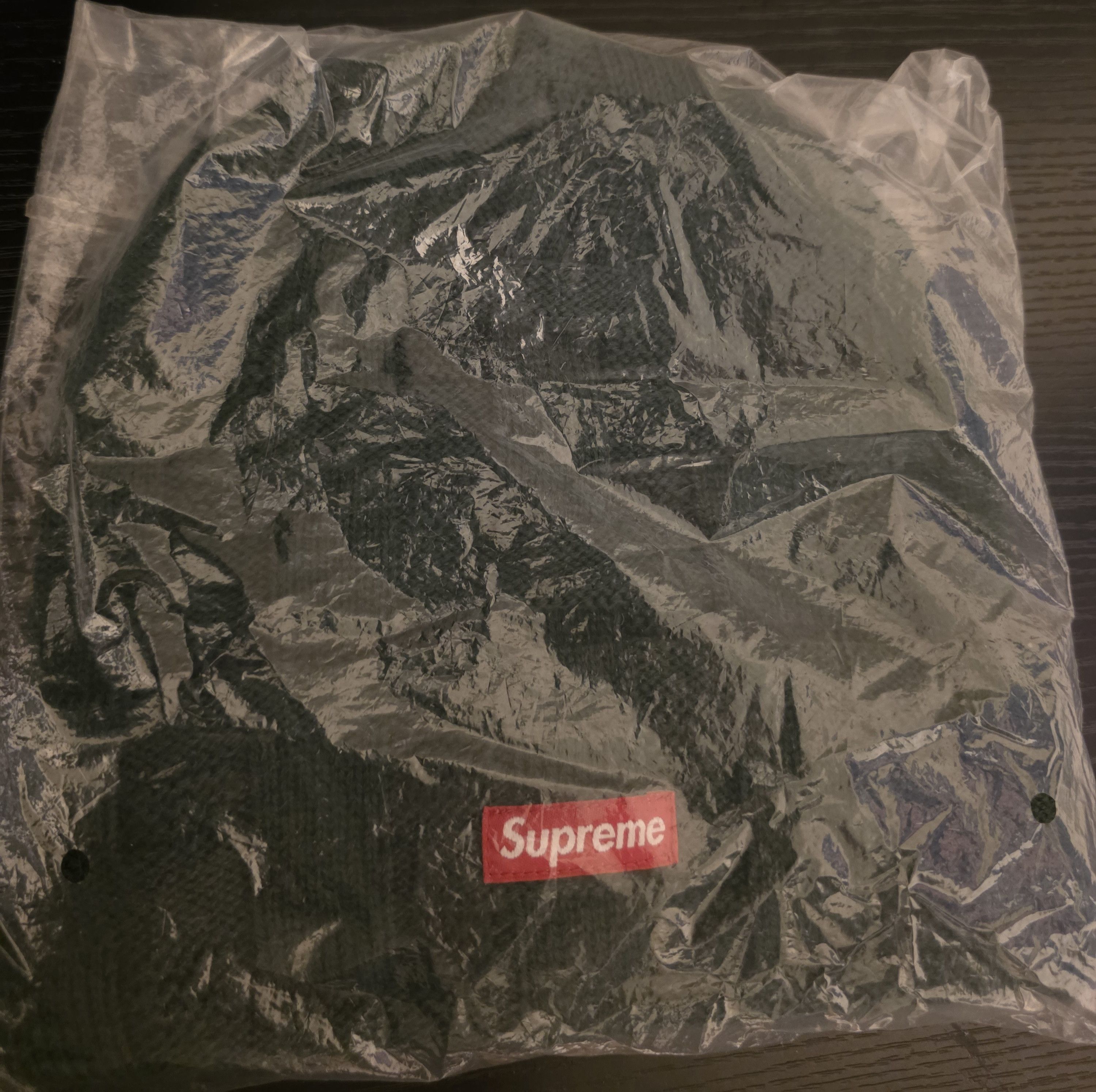 Supreme Supreme Basket Weave Beanie Size ONE SIZE - 2 Thumbnail