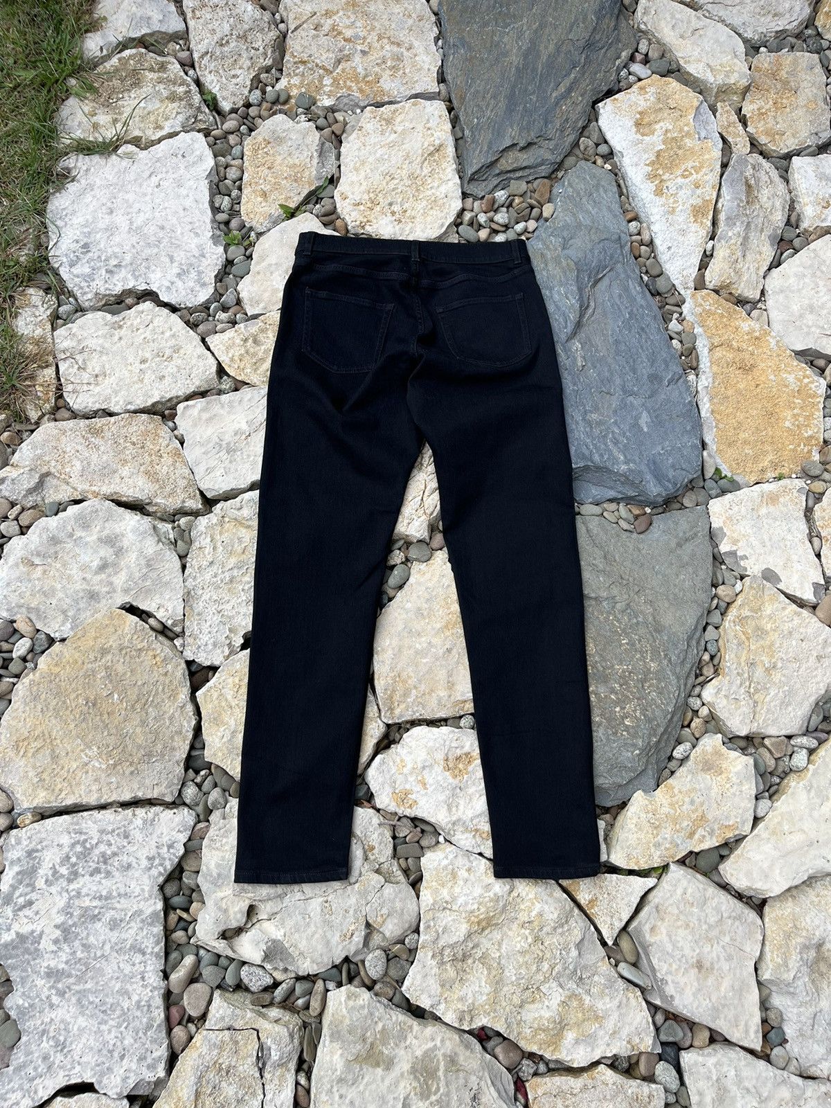 Cos × Designer COS collection of style classic full black jeans slim pants Size US 31 - 2 Thumbnail