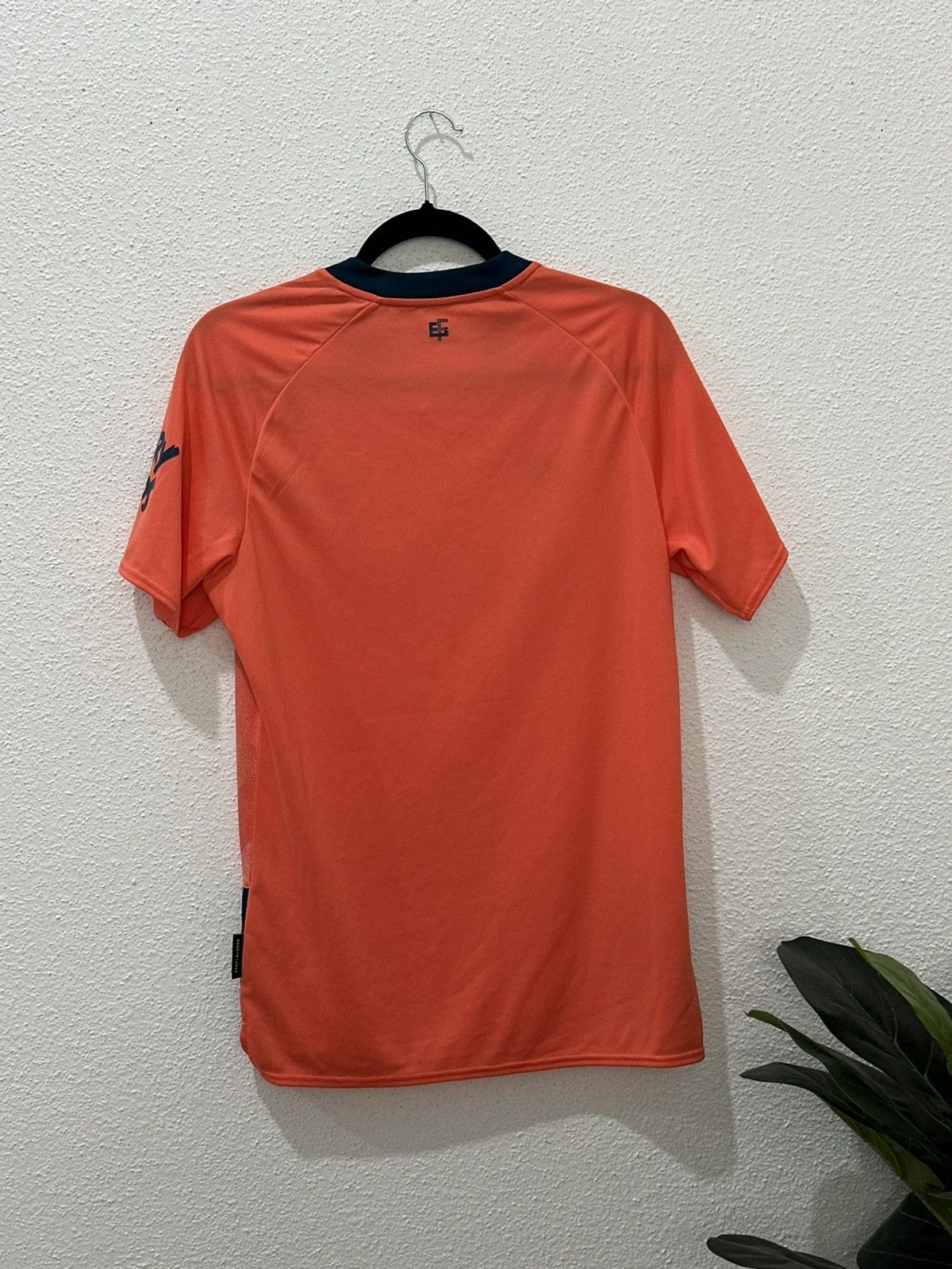Umbro Everton FC 2019/20 Third Jersey Coral/Orange Umbro Sportpesa Size US S / EU 44-46 / 1 - 3 Thumbnail