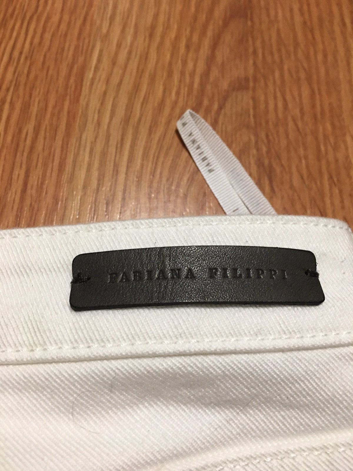 Fabiana Filippi Fabiana Filippi Slim Cut Beaded Cuff Jeans White RRP $550 Size 34" / US 12 / IT 48 - 14 Thumbnail
