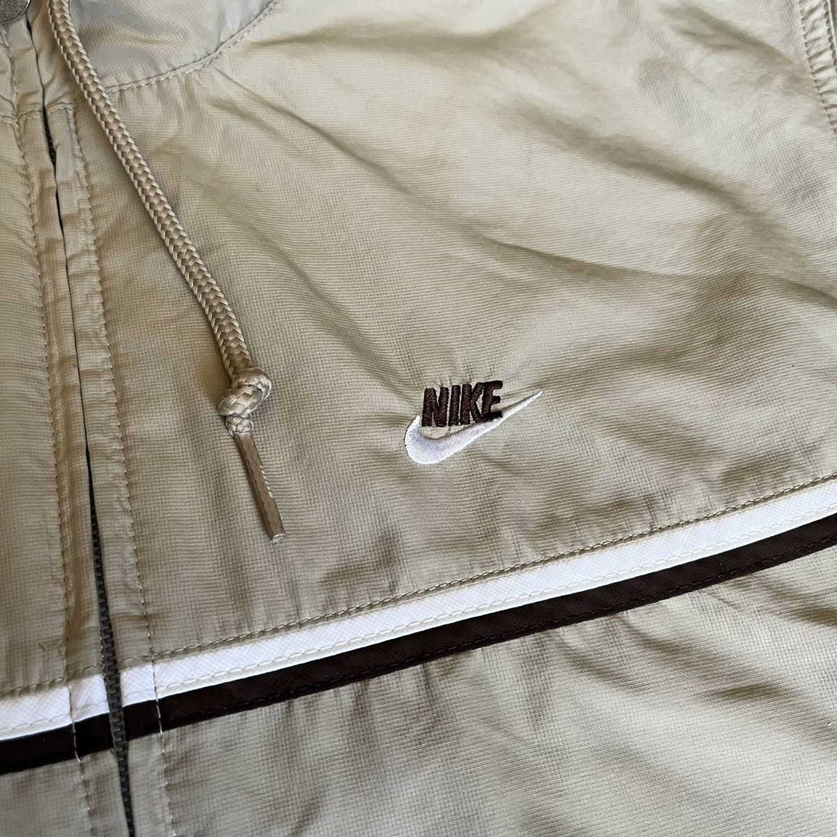 Nike × Vintage Vintage 2000s Nike Zip Up Hooded Light Jacket Swoosh Coaches Size US L / EU 52-54 / 3 - 3 Thumbnail