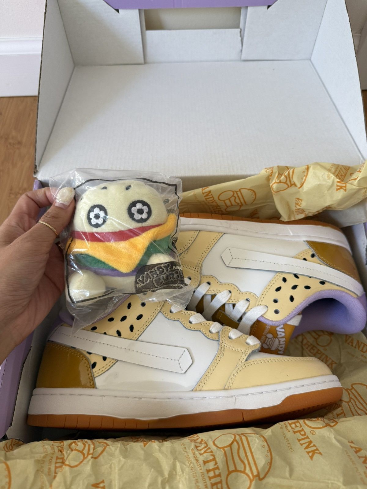Vandy The Pink Vandy the pink rice burger sneakers Size US 6.5 / IT 36.5 - 4 Thumbnail