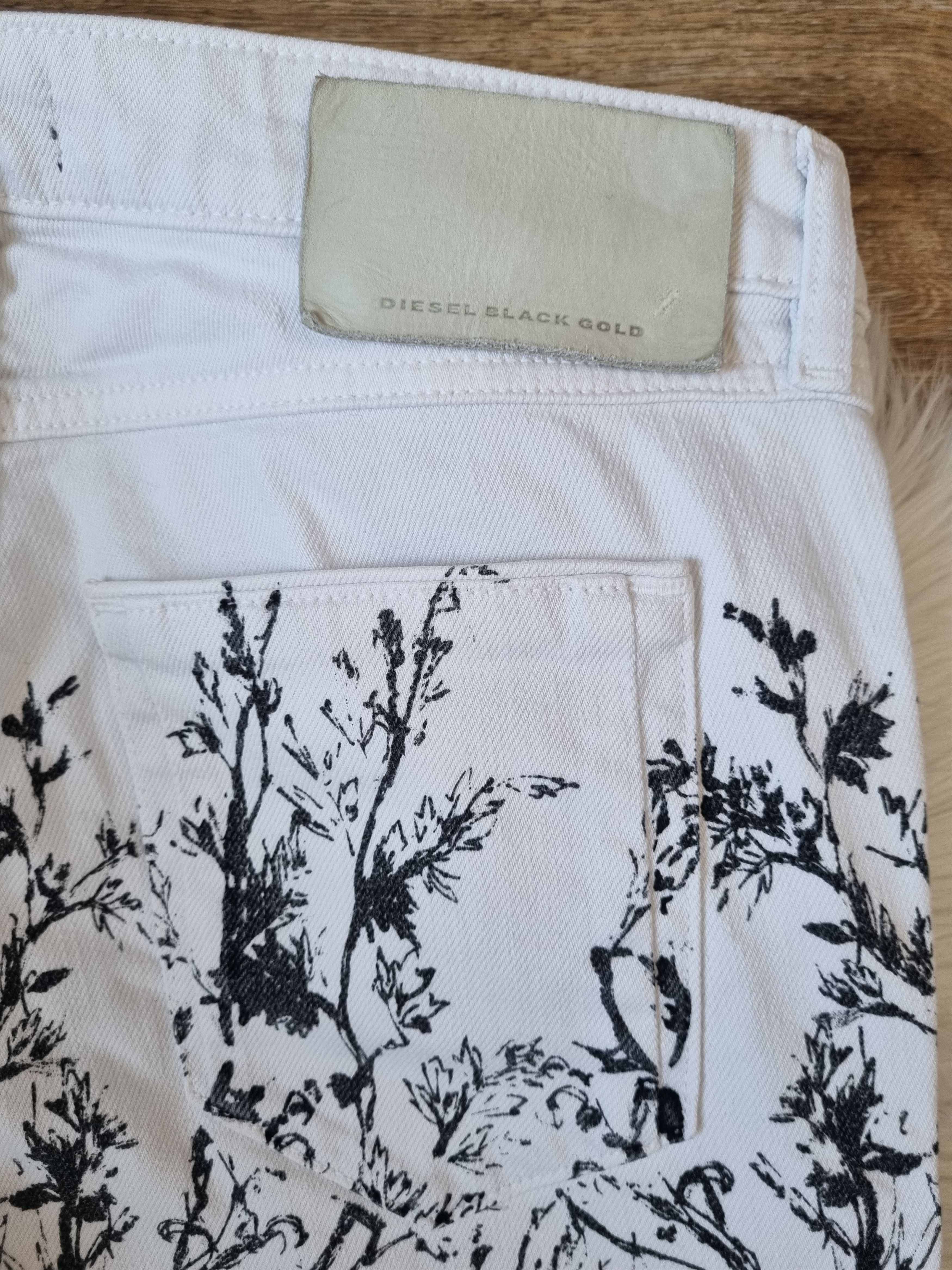 Diesel Black Gold Vintage Diesel Black Gold Butterfly Printed Womens Denim Size 27" / US 4 / IT 40 - 10 Thumbnail