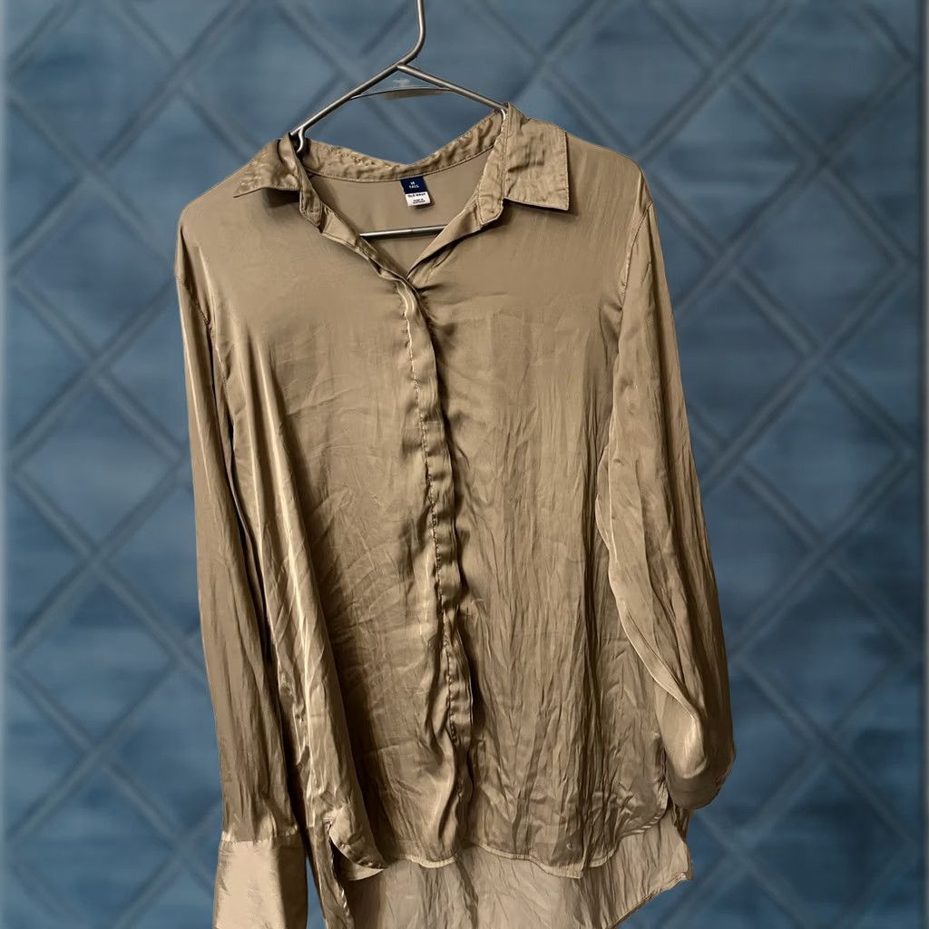 Old Navy Old Navy Button-Up Shirt Womens Medium Tall Brown Collared Long Sleeve Polyester Lyocell Size M / US 6-8 / IT 42-44 - 1 Thumbnail