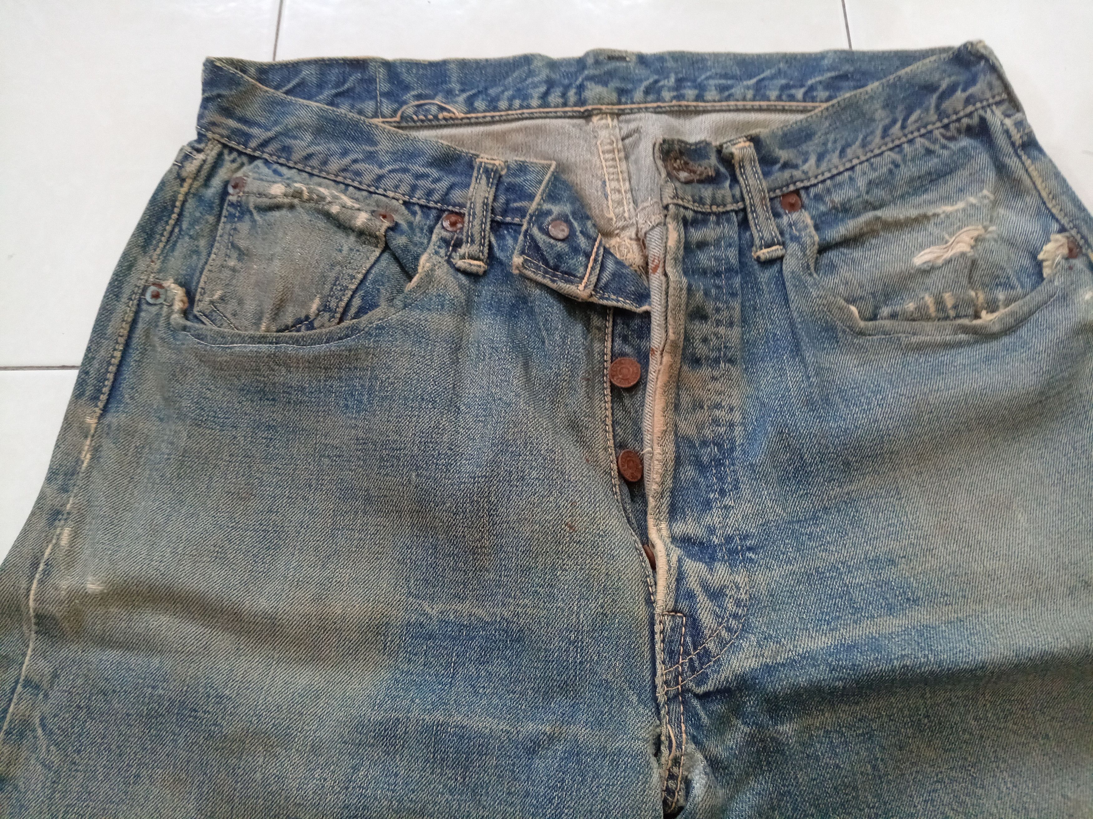 Levi's Vintage Levi's 501xx big E distressed jeans Size US 31 - 6 Thumbnail