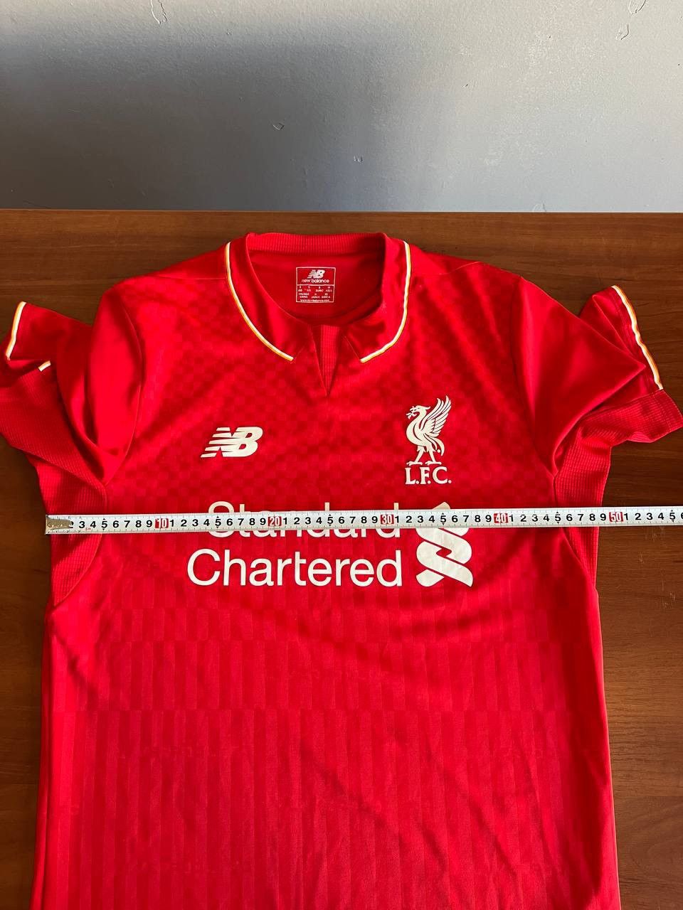 New Balance 2015/16 LIVERPOOL FC HOME SOCCER JERSEY FOOTBALL SHIRT SZ S Size US S / EU 44-46 / 1 - 19 Thumbnail