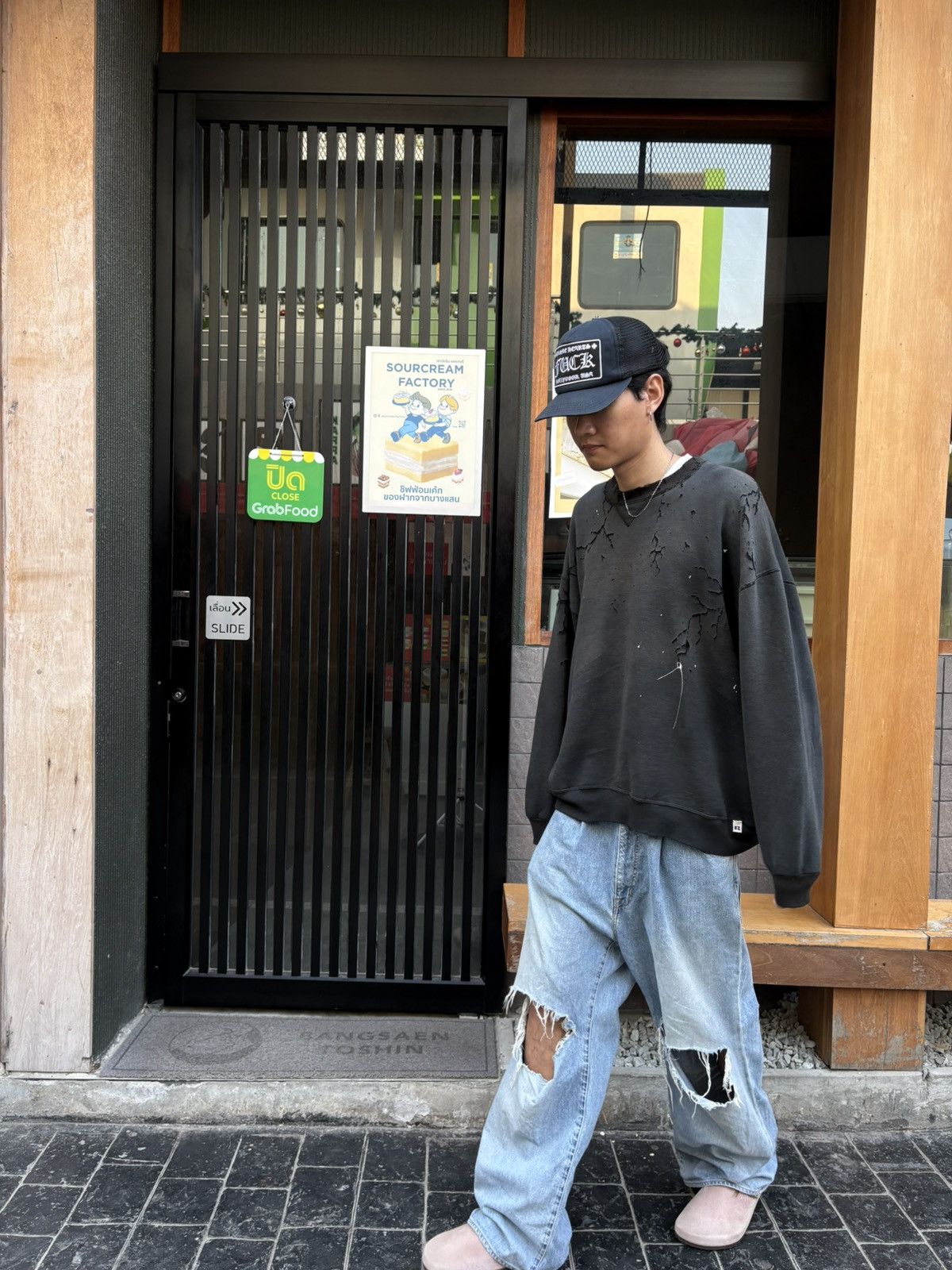 Russell Athletic XXL* Thrashed Faded BLACK RUSSELL Crewneck Size US XXL / EU 58 / 5 - 6 Thumbnail
