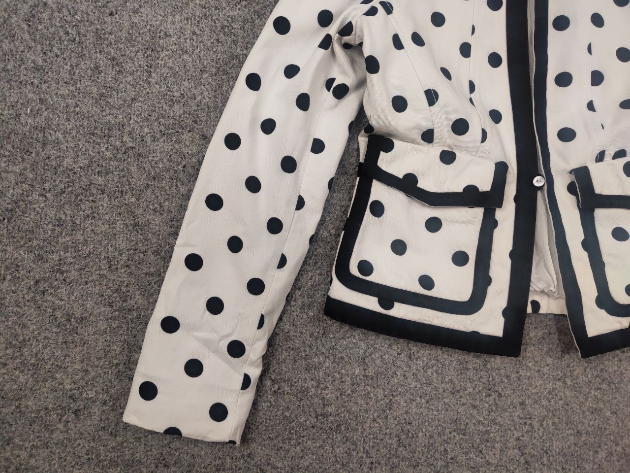 Valentino Valentino Roman Vintage Blazer jacket white black polka dots Size M / US 6-8 / IT 42-44 - 11 Thumbnail