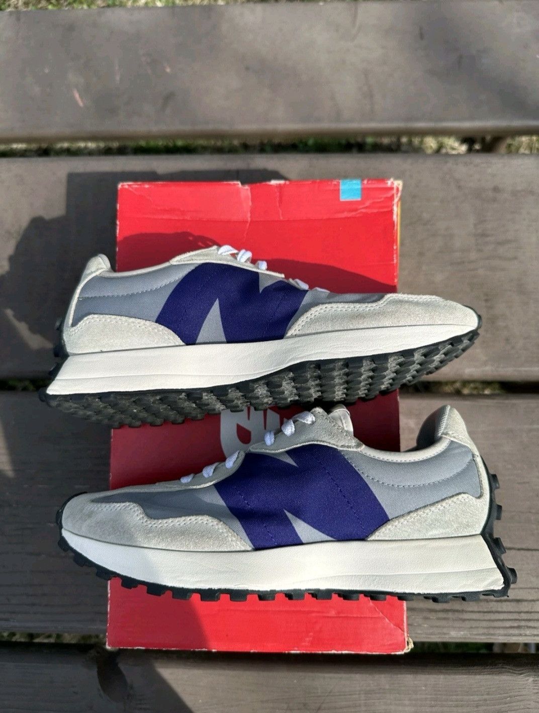 New Balance New Balance 327 Rain Cloud Virtual Violet MS327FC Size 7 Men Size US 7 / EU 40 - 3 Thumbnail