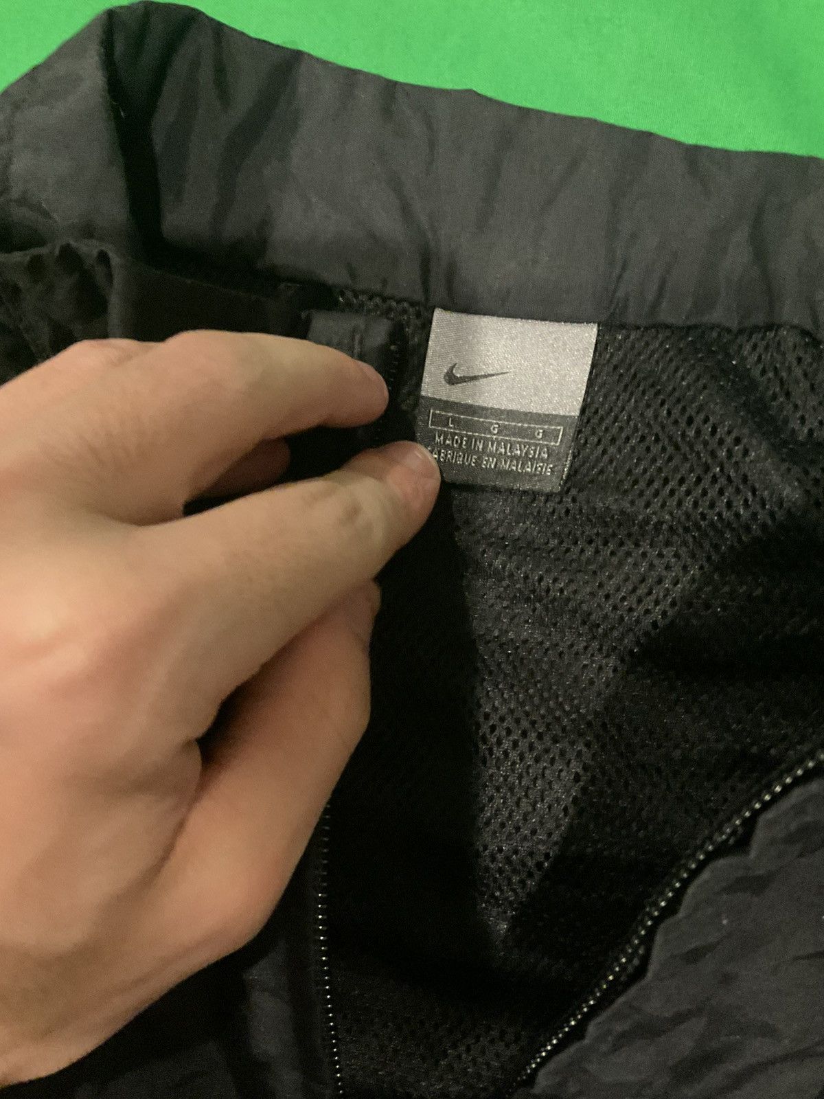 Nike × Vintage Vintage Black Nike windbreaker jacket Size US L / EU 52-54 / 3 - 2 Thumbnail