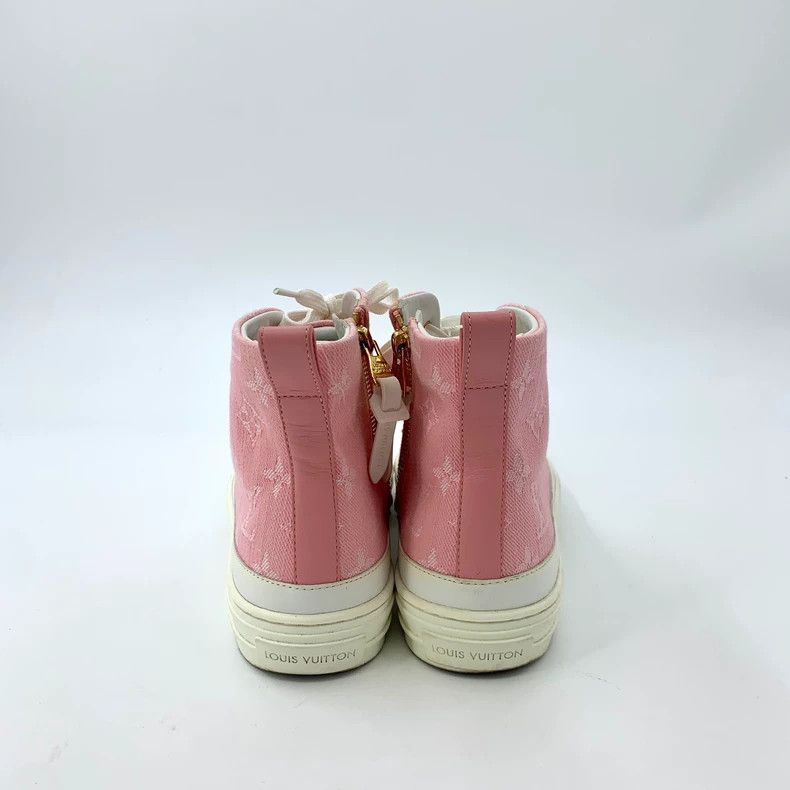 Louis Vuitton Louis Vuitton Pink logo lace up high-top canvas shoes Size US 6 / IT 36 - 4 Thumbnail