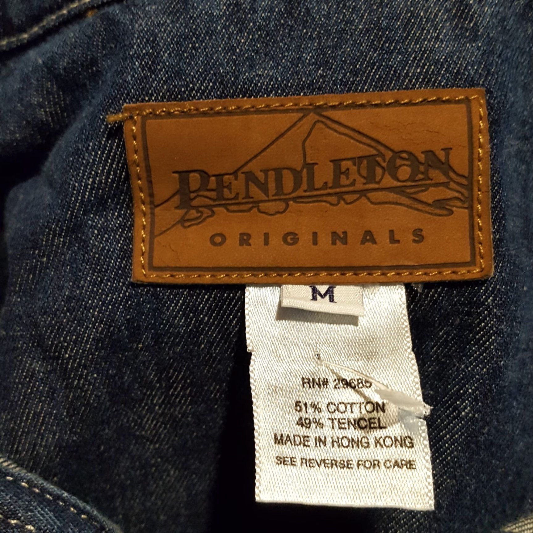 Pendleton VINTAGE Pendleton Denim Trucker Jacket Women's Size M Jean Jacket Western Cowgirl Retro Size 32" / US 10 / IT 46 - 6 Thumbnail