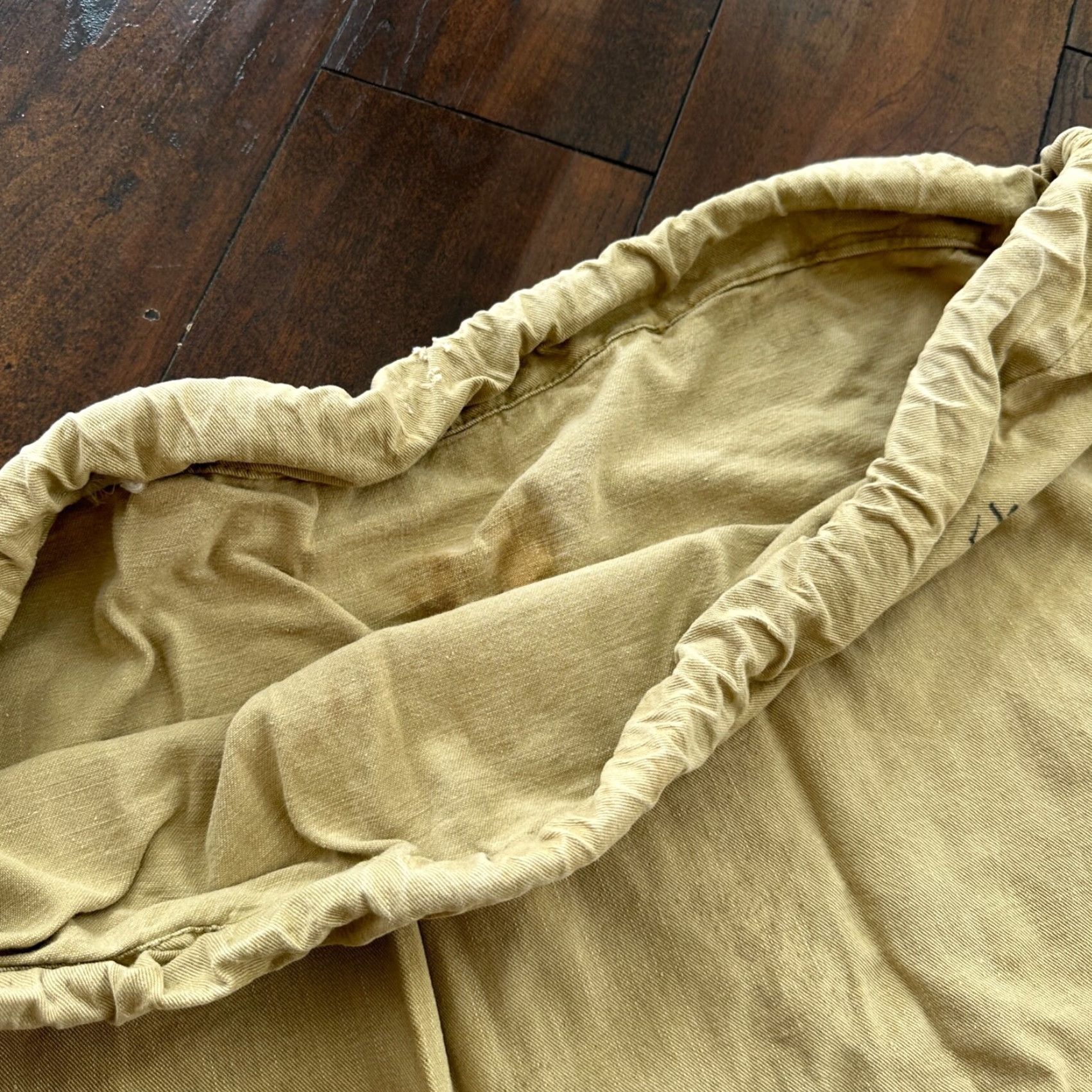 Vintage VINTAGE WWII Military Canvas Garment Laundry Bag 1940s Tan Rare Military Collectible Size ONE SIZE - 6 Thumbnail