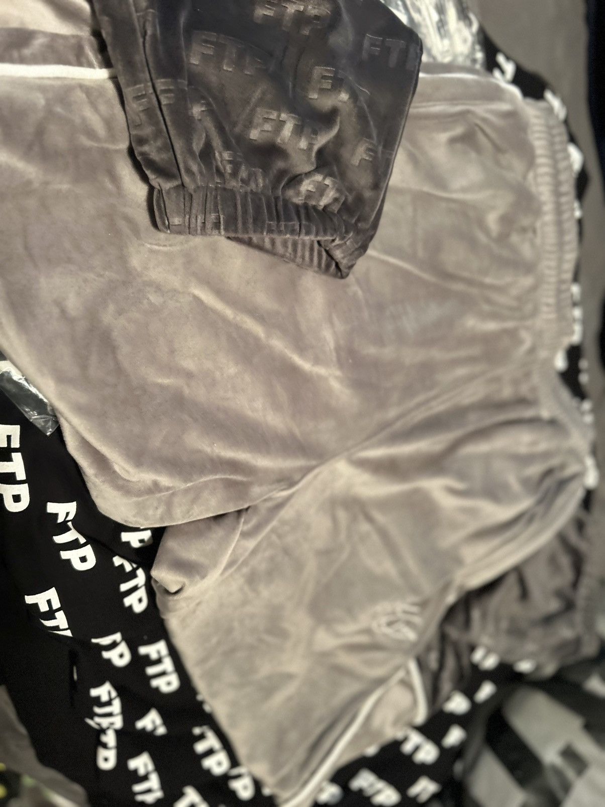 Fuck The Population FTP velour track pants Size US 36 / EU 52 - 3 Thumbnail