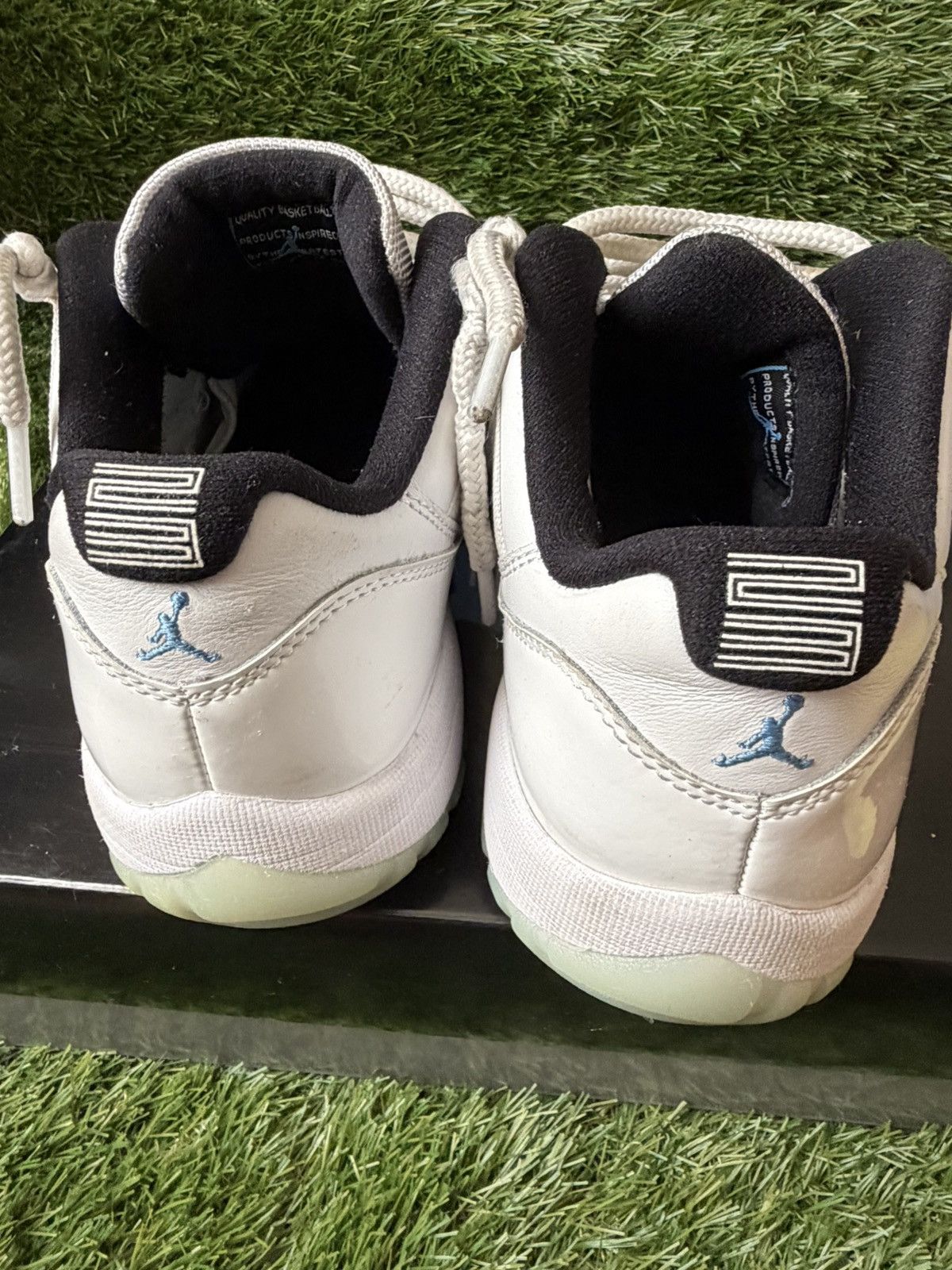 Jordan Brand AIR JORDAN 11 RETRO LOW LEGEND BLUE SZ 7.5 Size US 7.5 / EU 40-41 - 3 Thumbnail