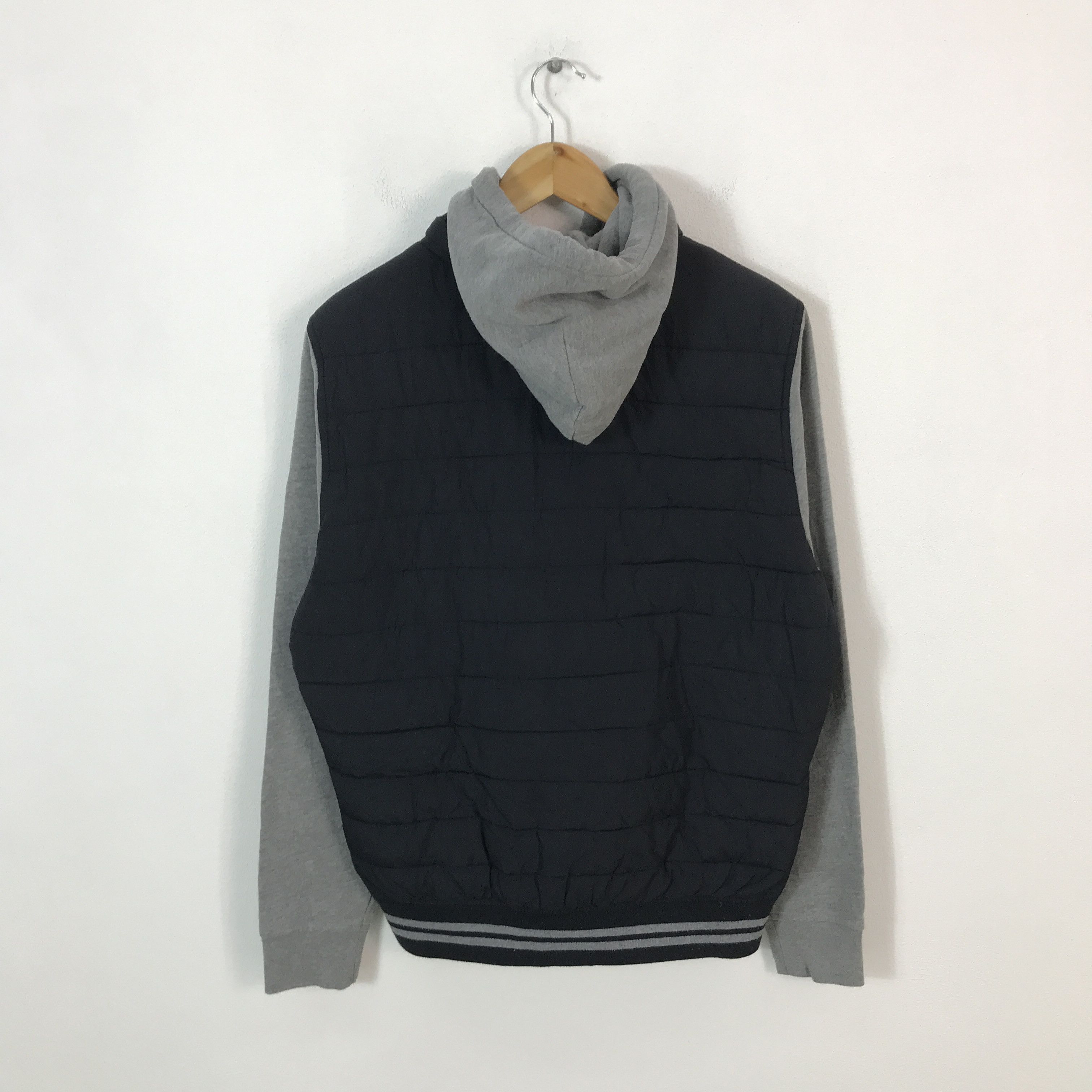 Abercrombie & Fitch abercrombie & fitch design Hoodie jacket Size US L / EU 52-54 / 3 - 3 Thumbnail