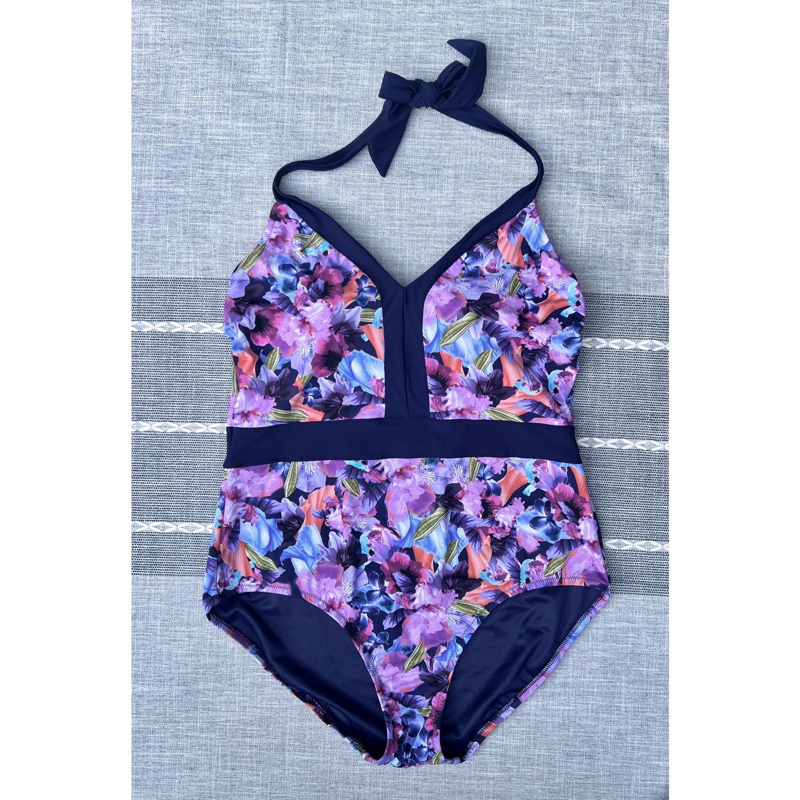 Lands' End Lands' End One Pc Swimsuit Size Sz 12 Tie Top Molded Cup Bra Size ONE SIZE - 1 Thumbnail