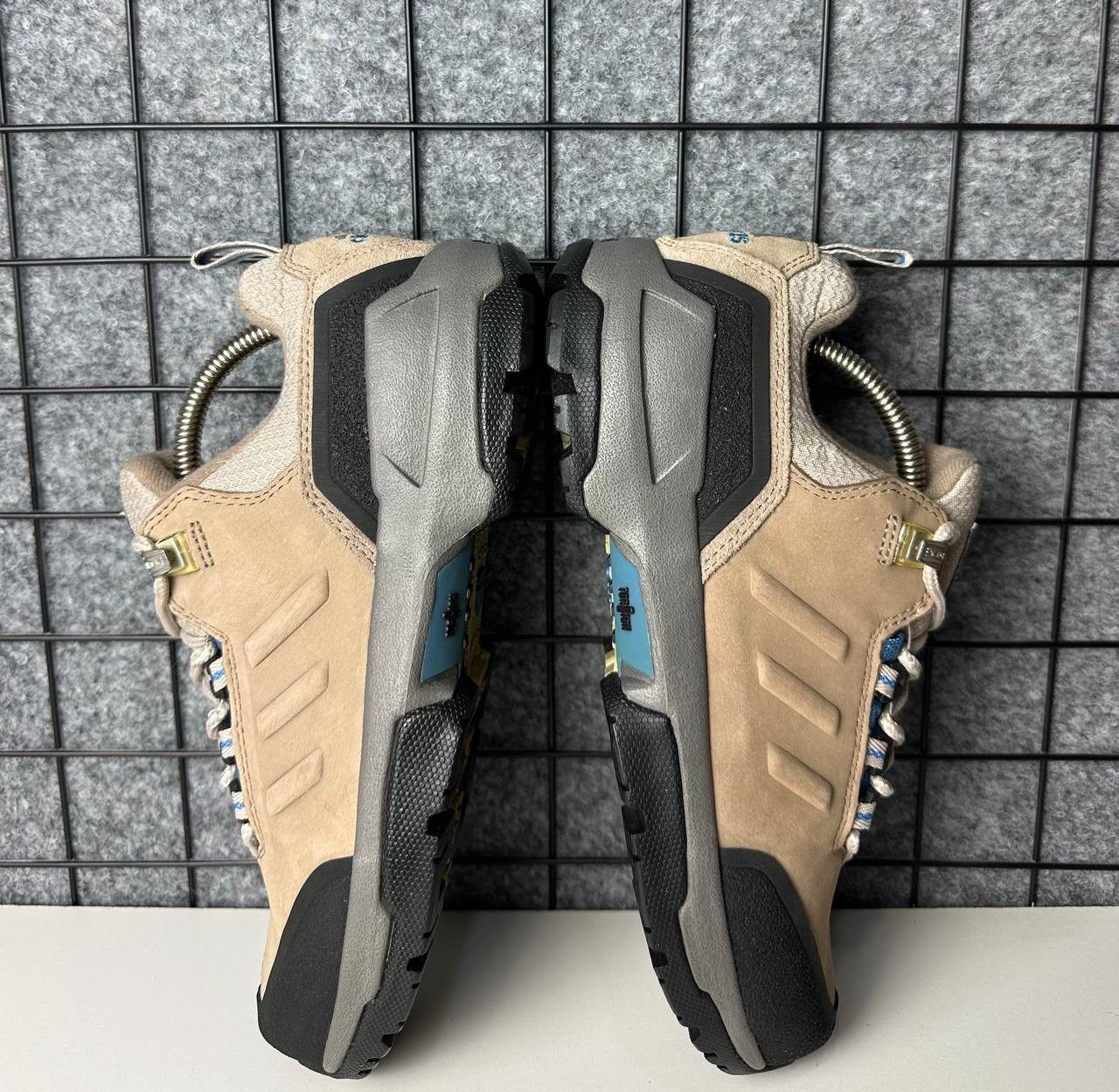 Vintage Vintage Adidas Adventure Torsion 2000s Leather Sneakers us 7 Size US 8 / EU 41 - 4 Thumbnail