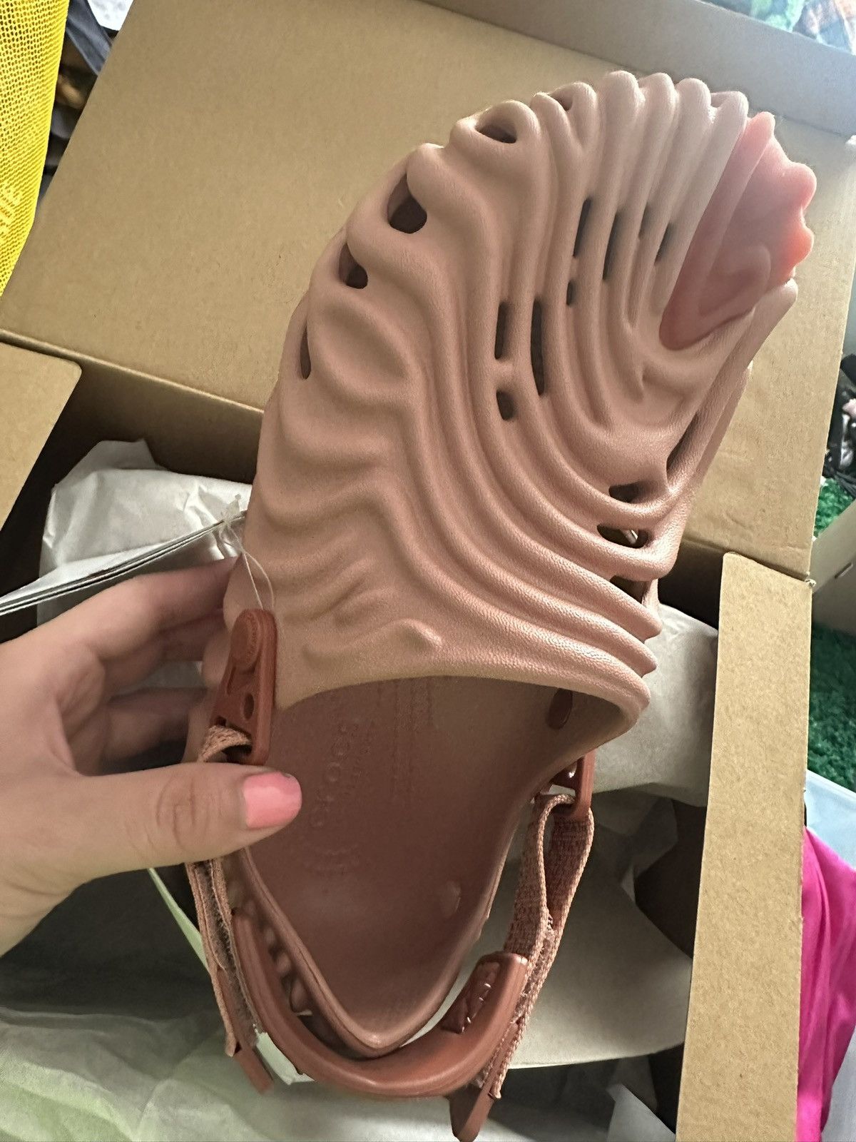 Crocs × Salehe Bembury PALE BLUSH SALEHEBEMBURY CROCS Size US 6 / EU 39 - 1 Thumbnail