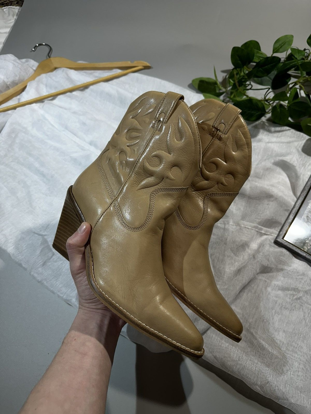 Other BRONX Leather Cowboy Ankle Boots Nude Pointed Toe Block Size US 7.5 / IT 37.5 - 8 Thumbnail