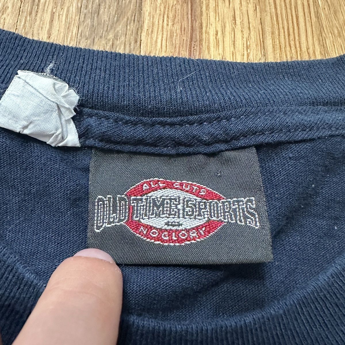 NHL New York Islanders Rick DiPietro tee Size US XL / EU 56 / 4 - 4 Thumbnail