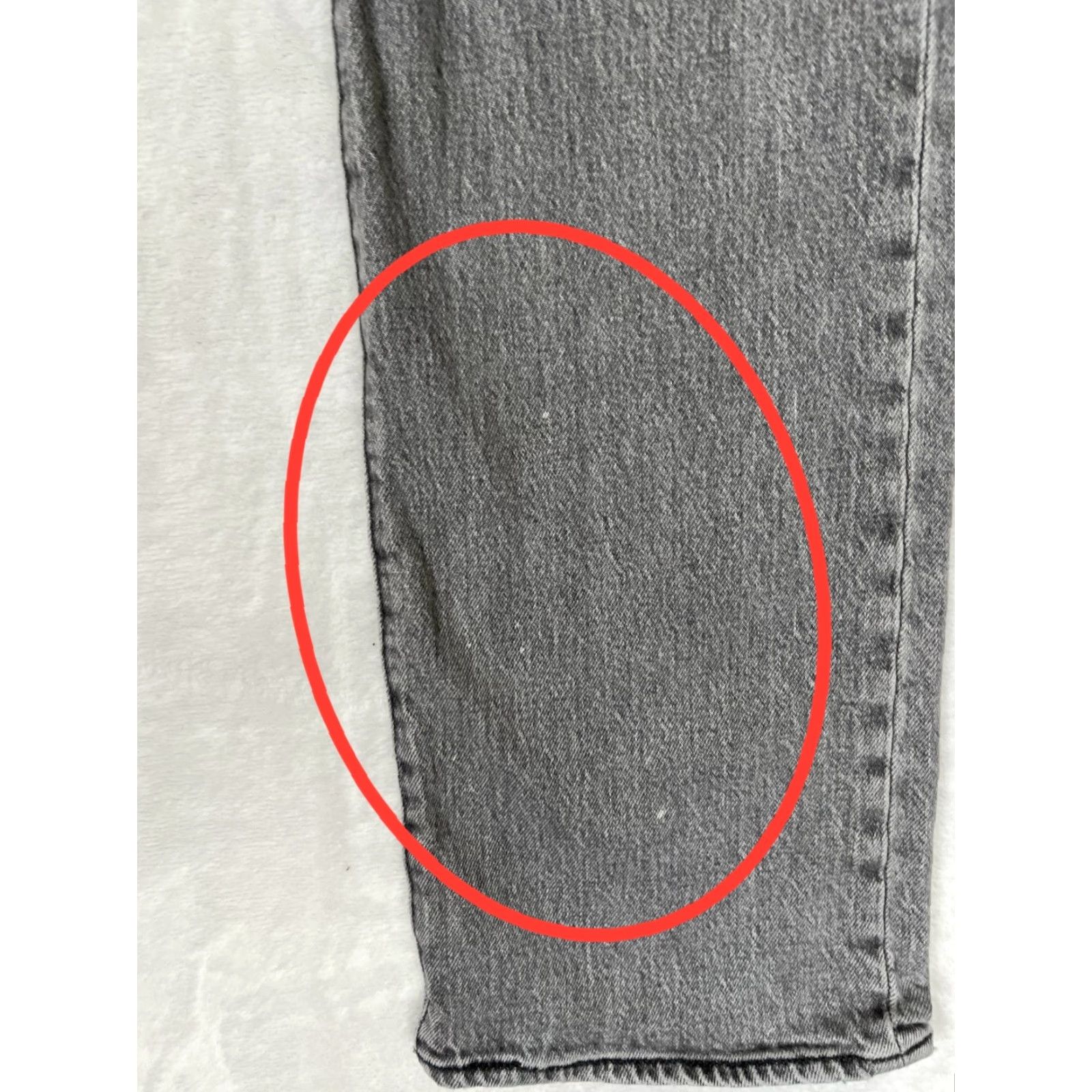 Levi's VINTAGE Levi’s 501 Gray Denim Jeans 33x32 Men Regular 32in Inseam 5-Pocket Stains Mexico Jeans Size US 33 - 2 Thumbnail