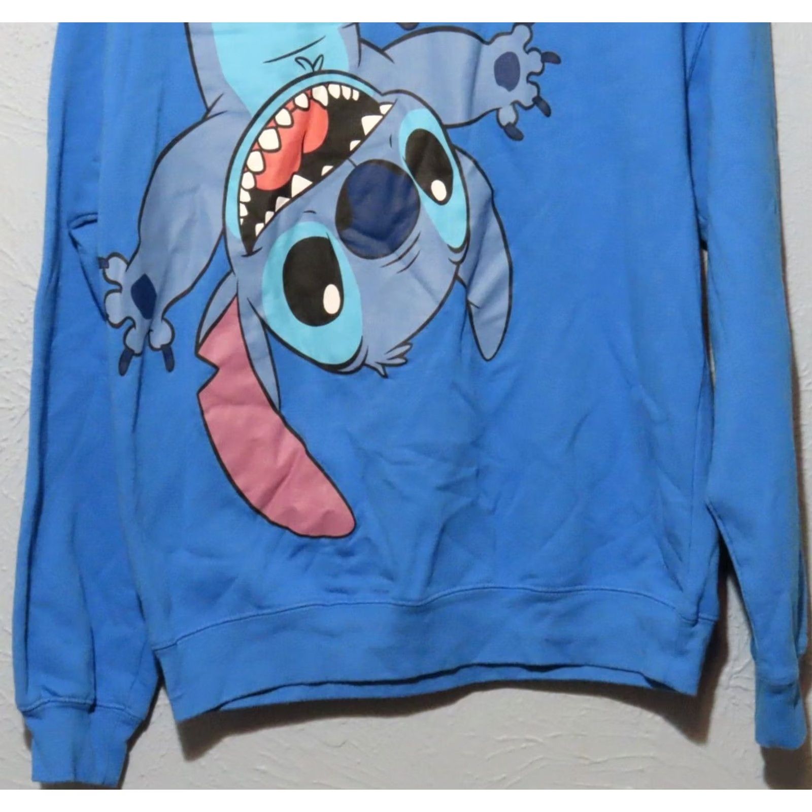 Disney Disney Stitch Women's M Blue Crew Neck Sweatshirt Size M / US 6-8 / IT 42-44 - 2 Thumbnail